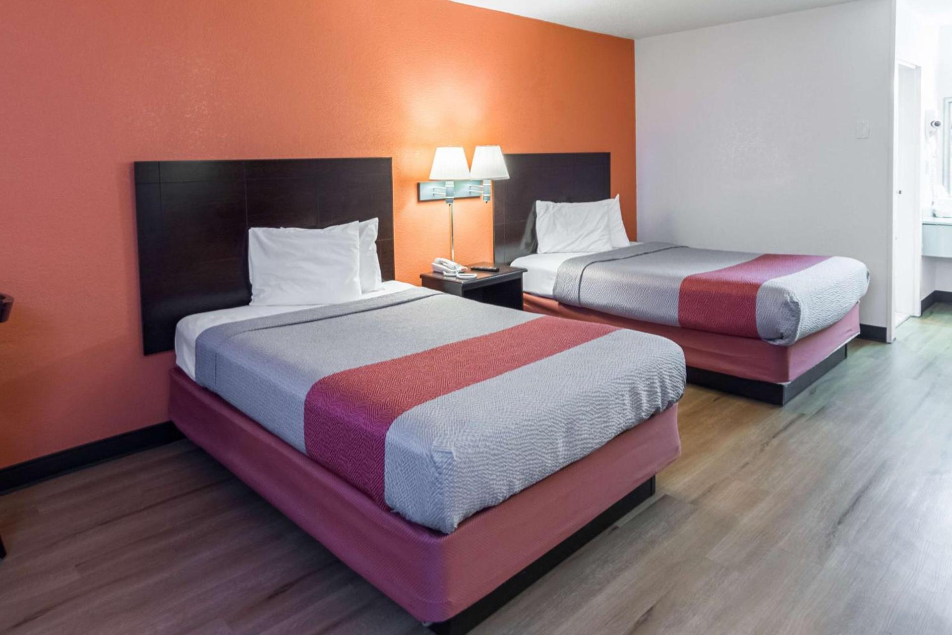 Motel 6-Groton, CT - Casinos nearby photo 13