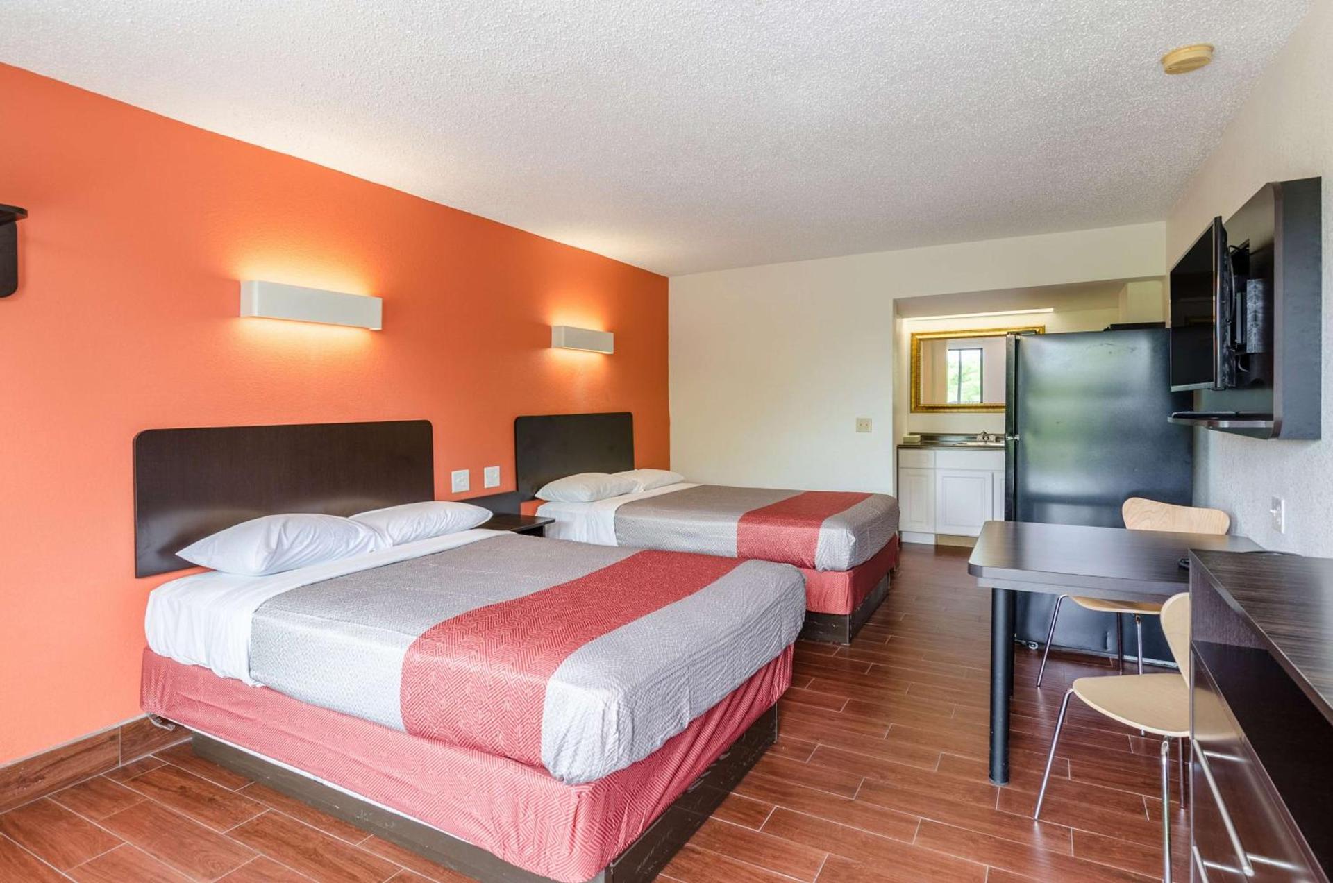 Motel 6-Lexington, VA photo 18