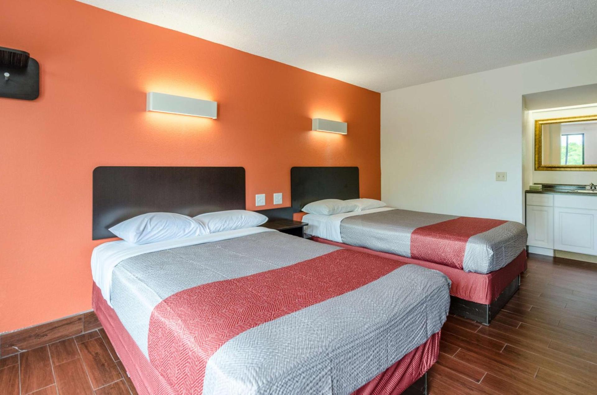 Motel 6-Lexington, VA photo 2