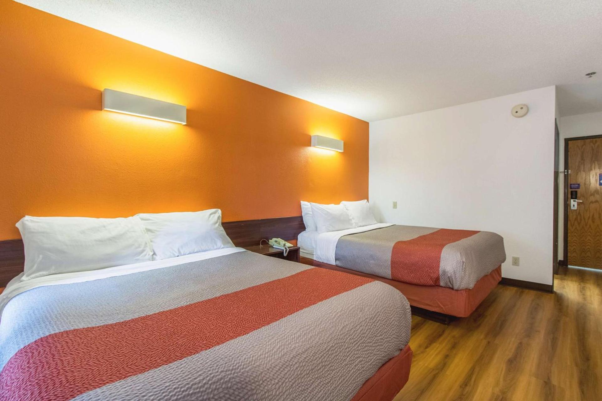 Motel 6-Streetsboro, OH photo 6
