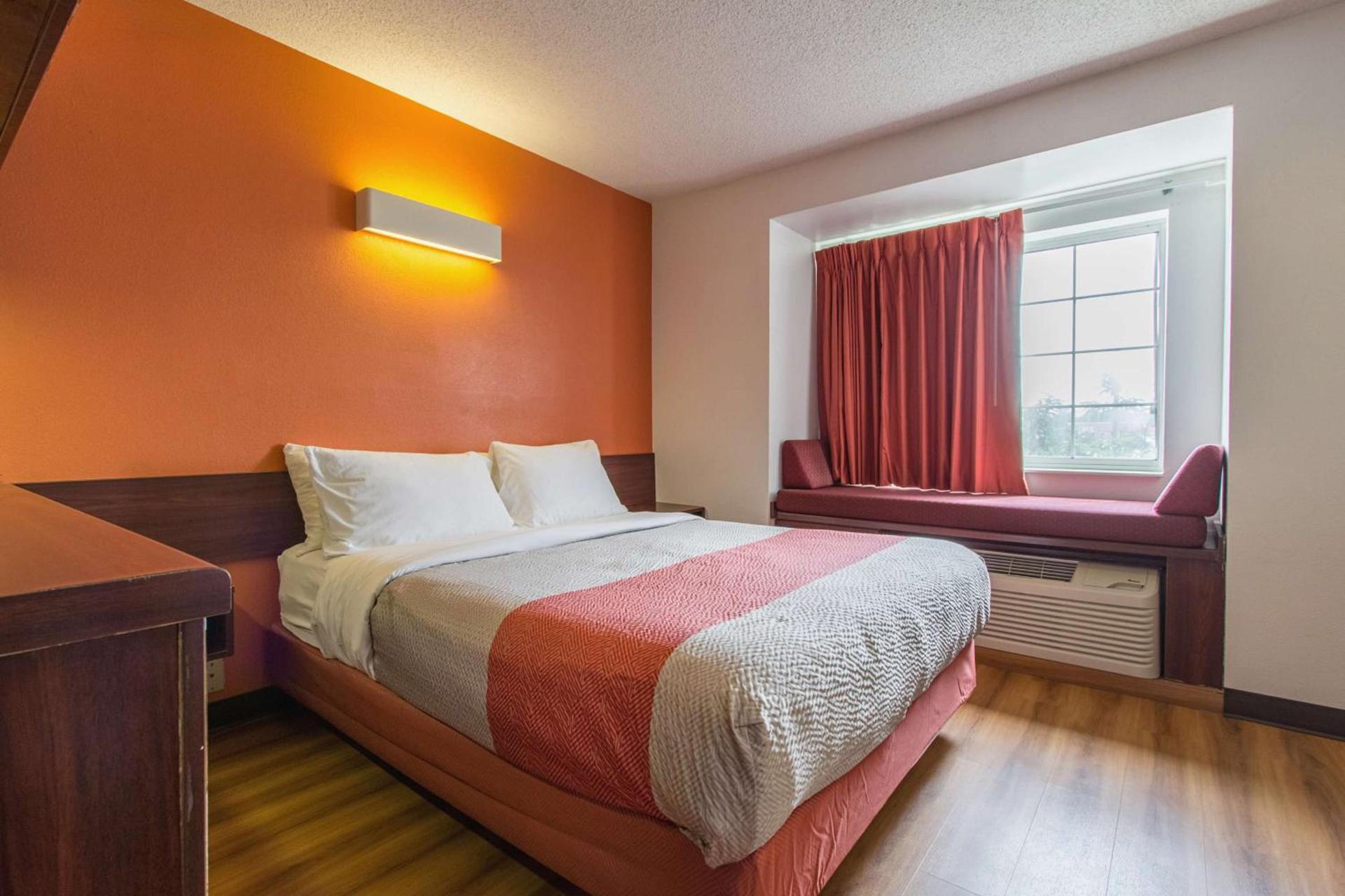 Motel 6-Streetsboro, OH photo 14