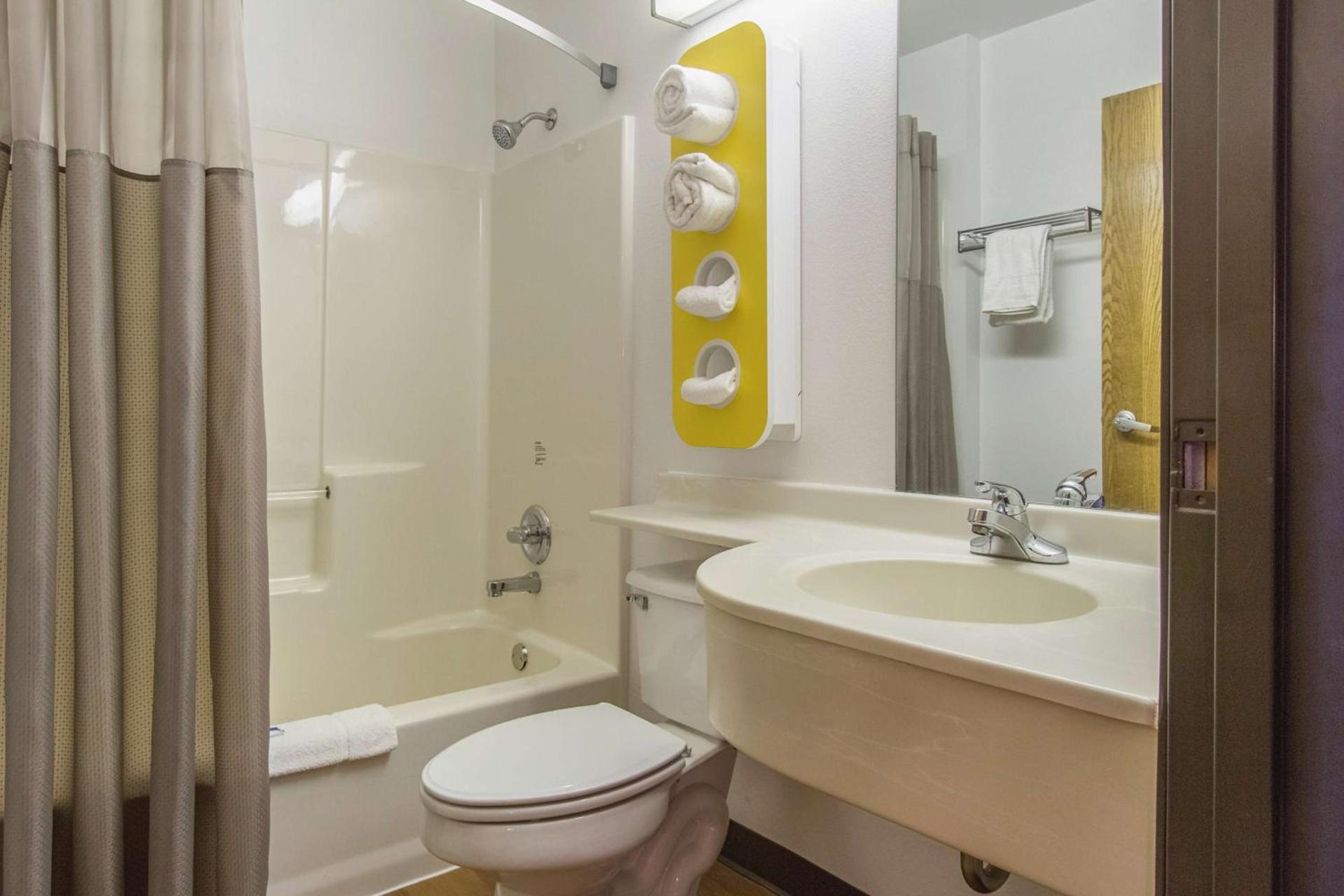 Motel 6-Streetsboro, OH photo 21