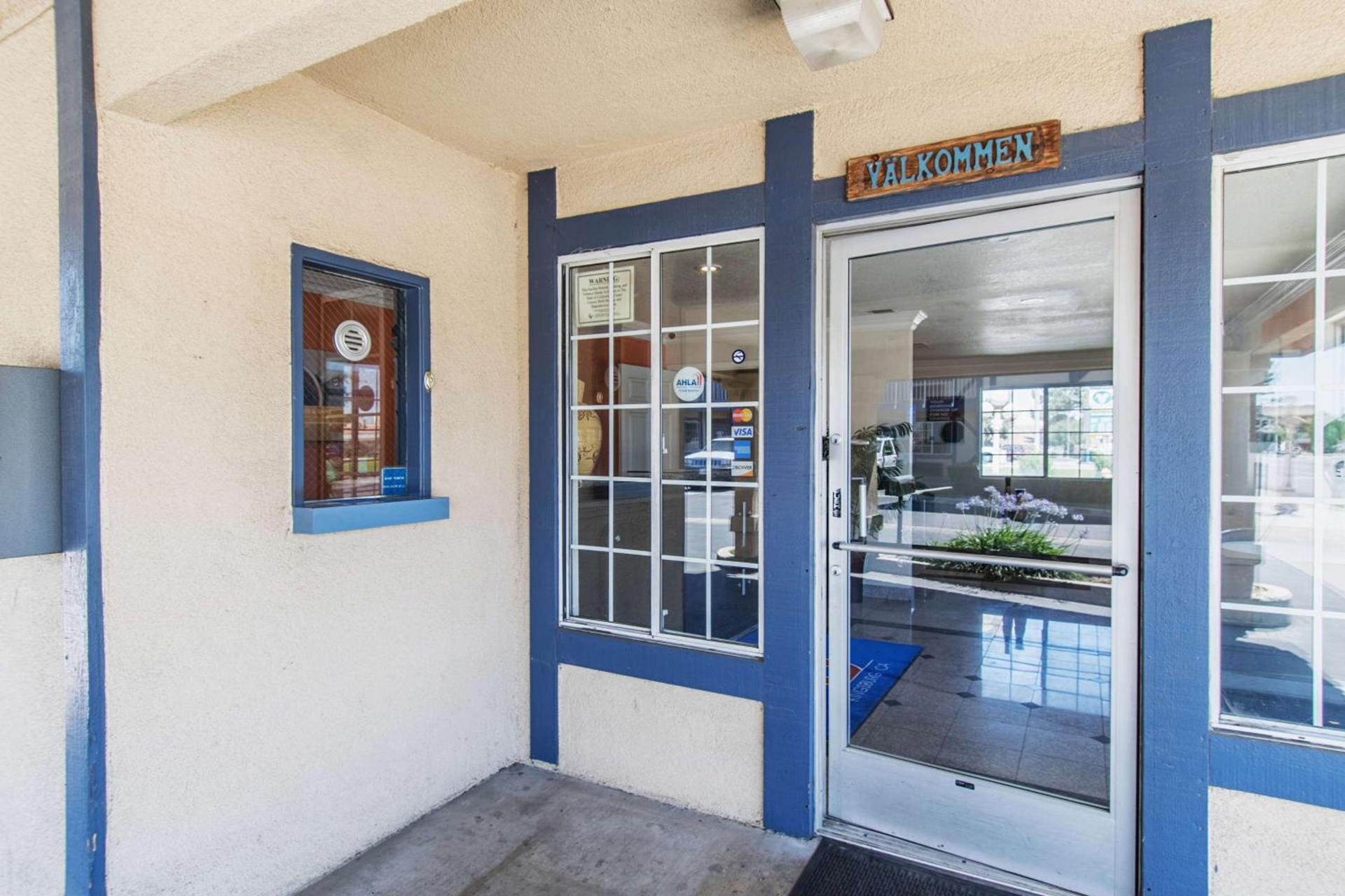 Motel 6-Kingsburg, CA photo 5