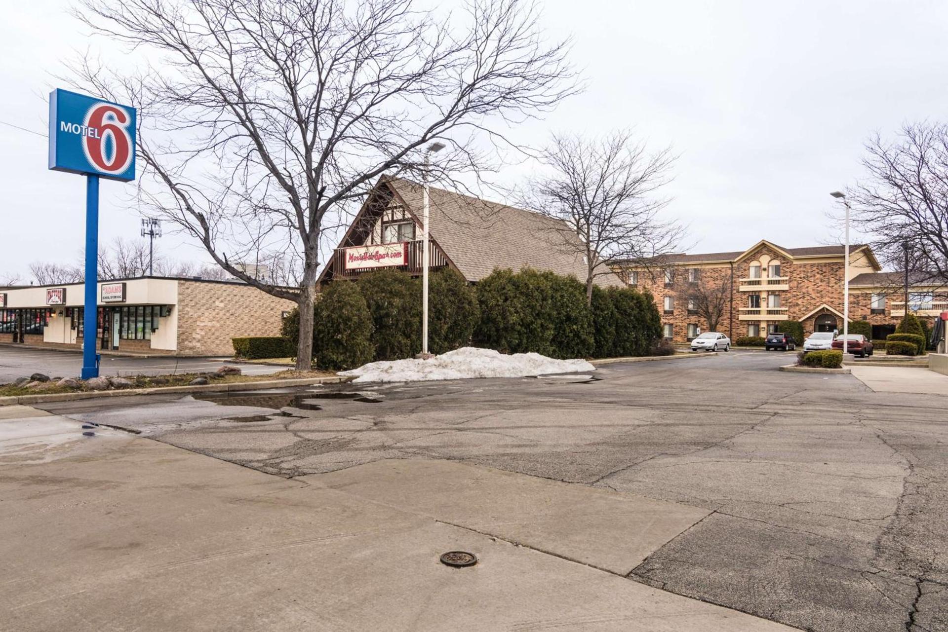 Motel 6-Libertyville, IL — hotel in Libertyville