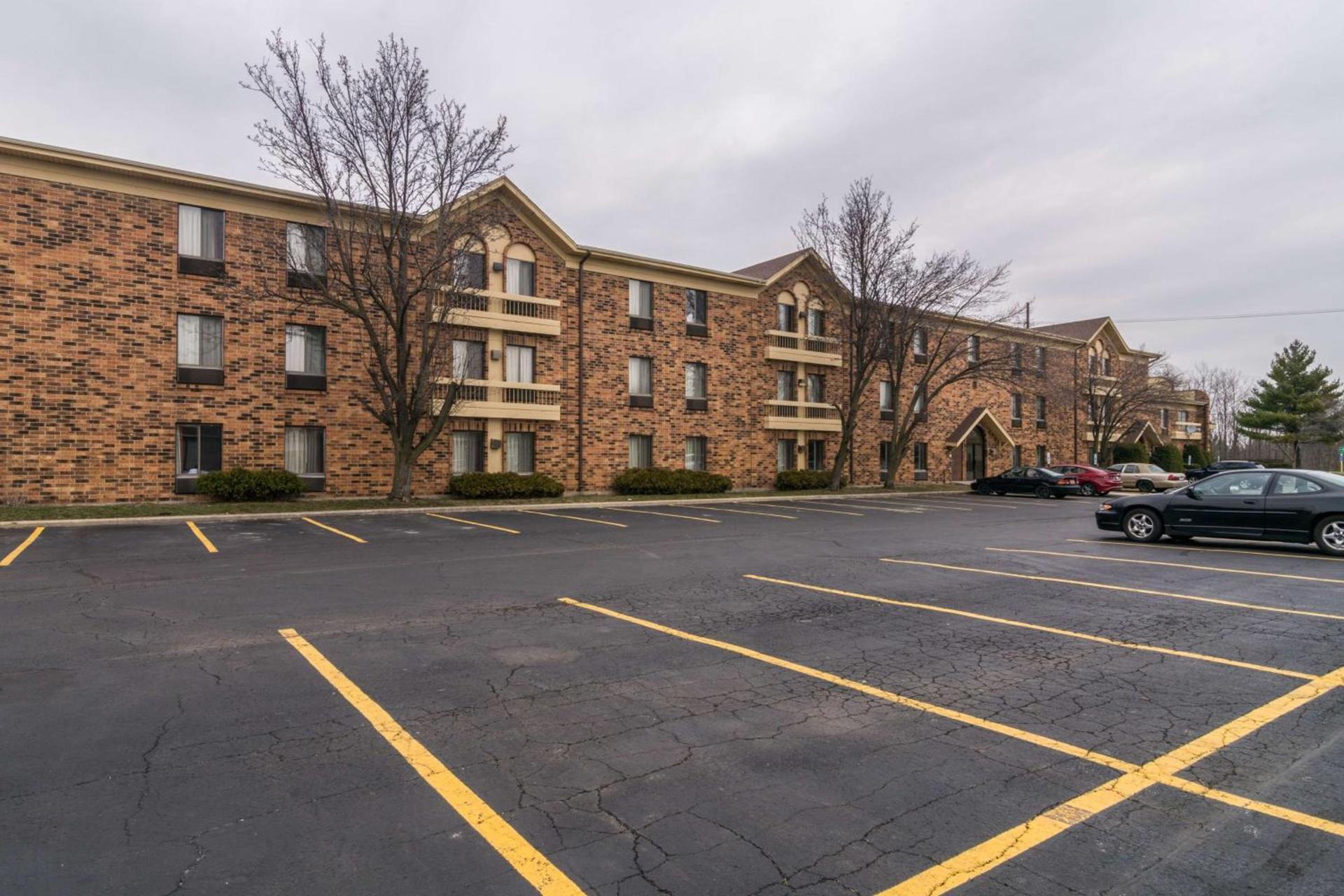 Motel 6-Libertyville, IL photo 4