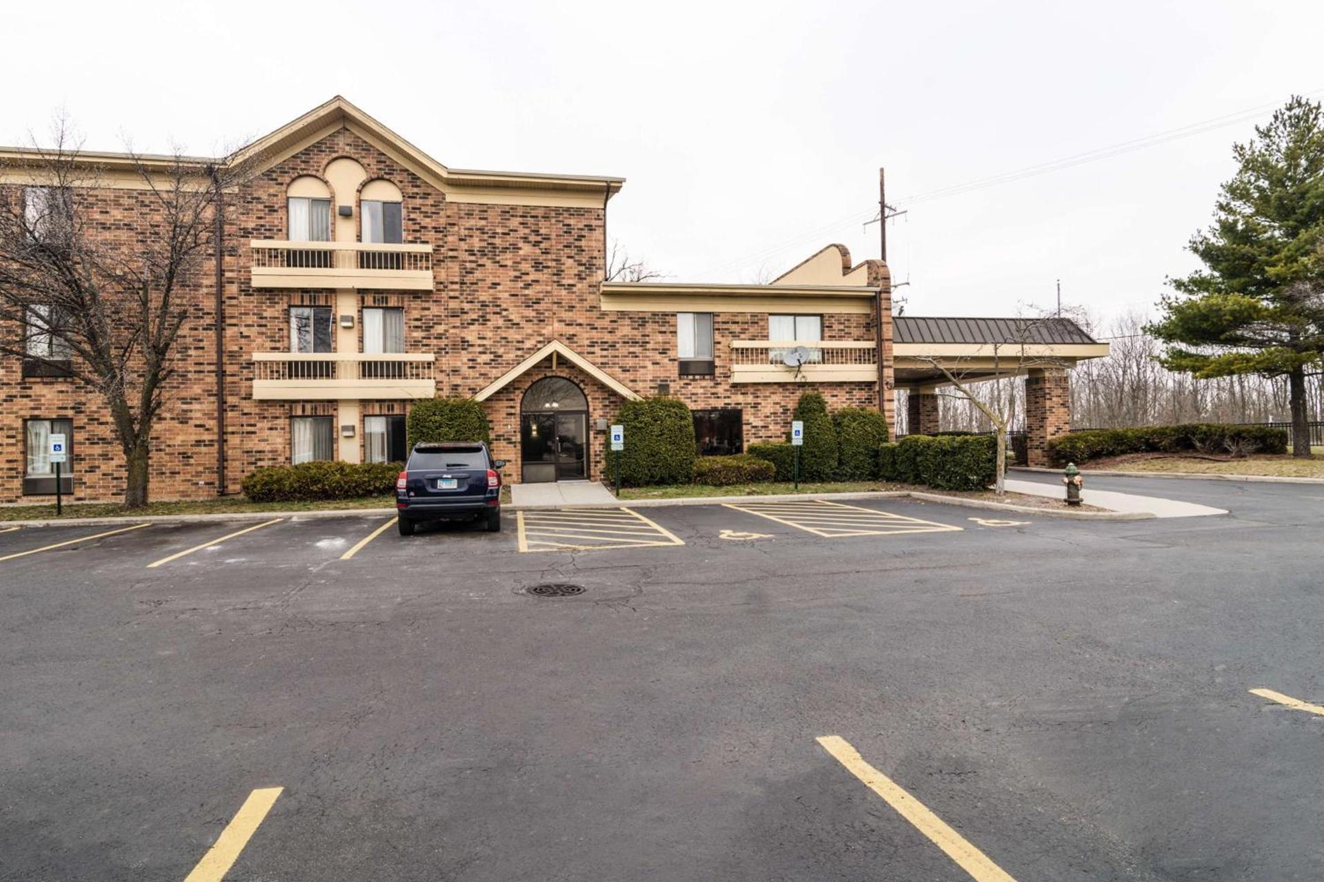 Motel 6-Libertyville, IL photo 5