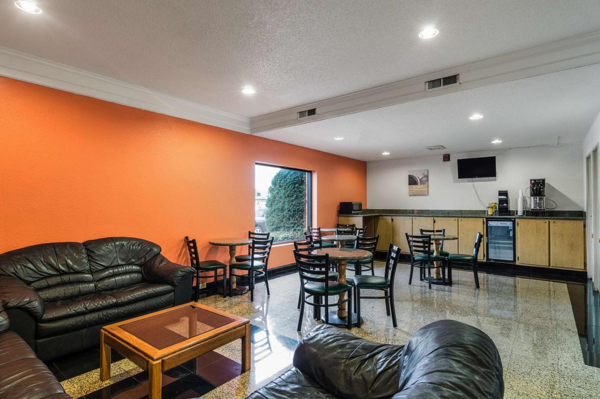 Motel 6-Libertyville, IL photo 31