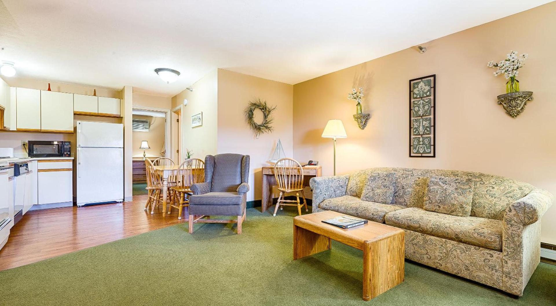 Misty Harbor Resort photo 11