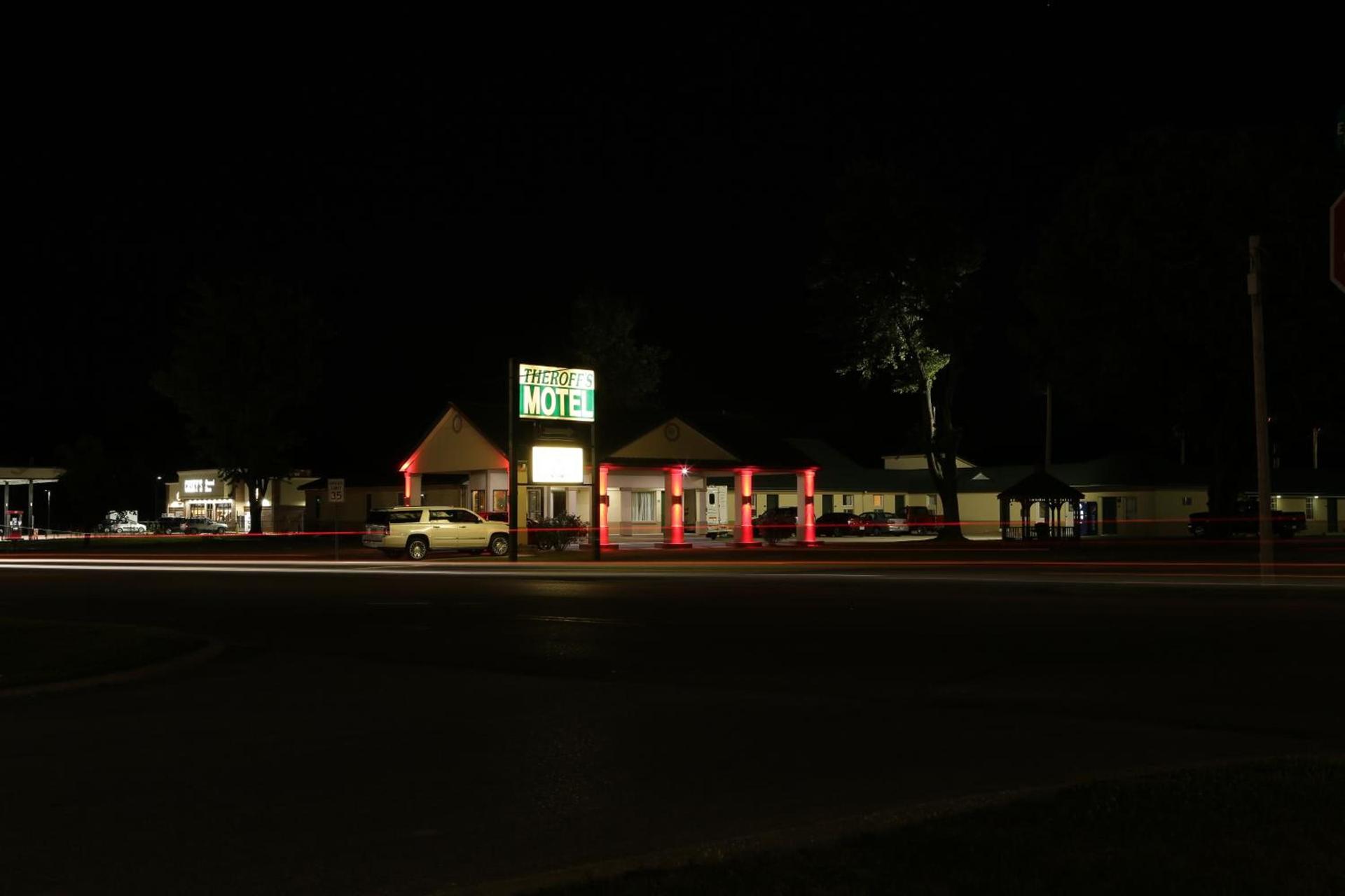 Theroff's Motel photo 13