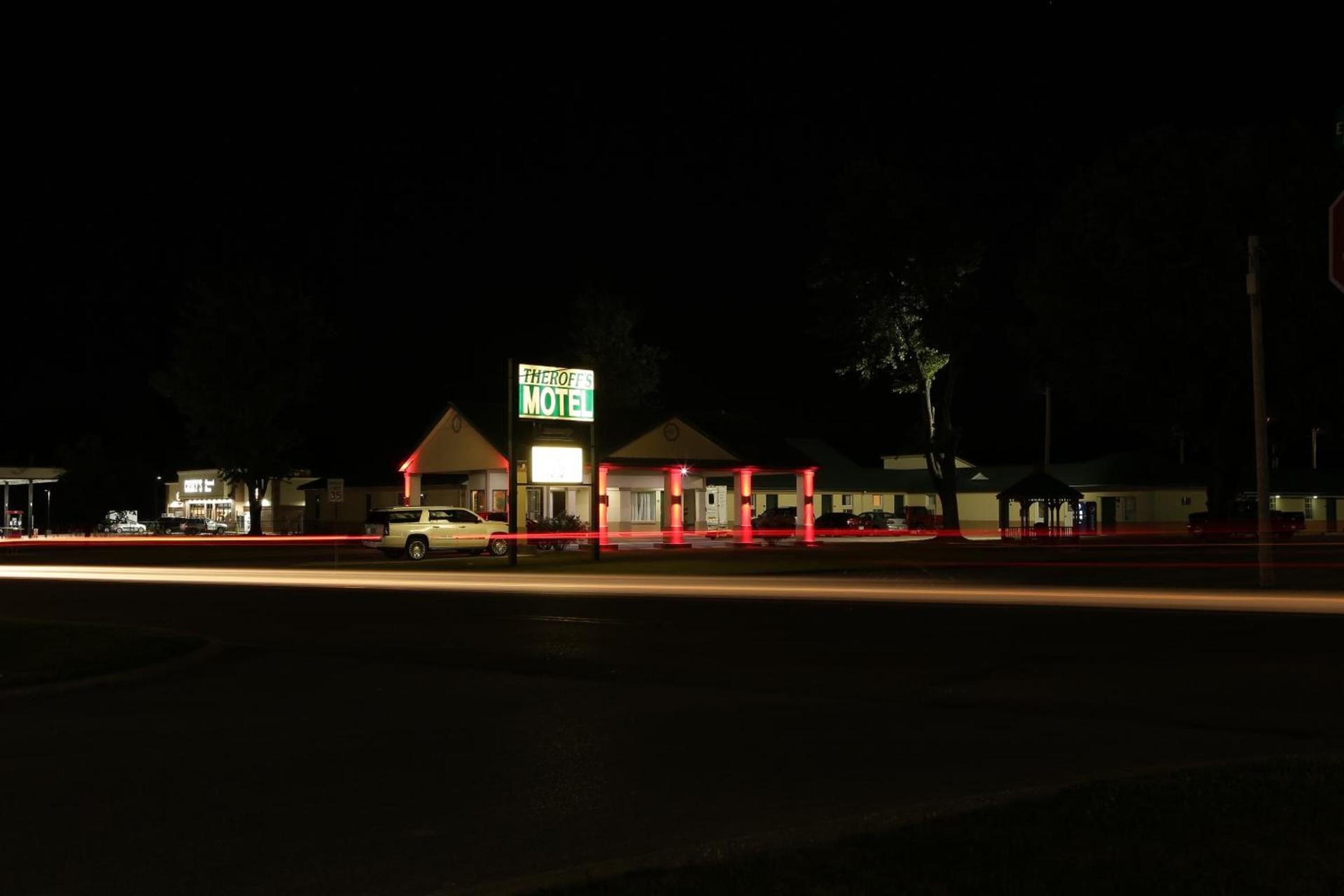 Theroff's Motel photo 15