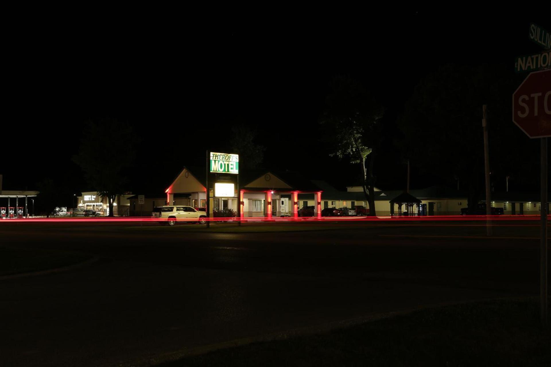 Theroff's Motel photo 12