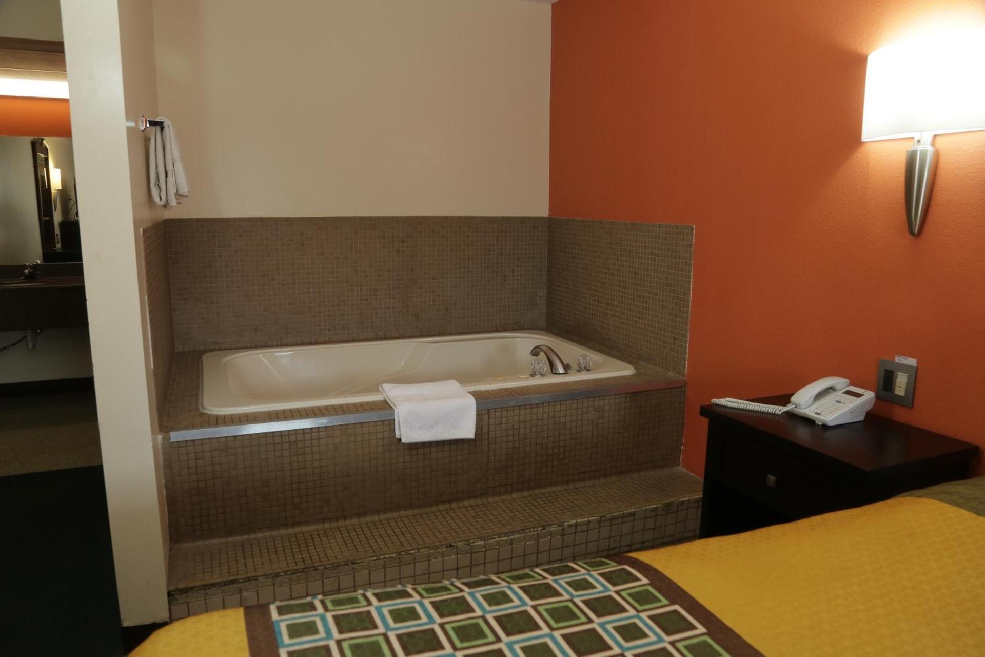 Theroff's Motel photo 39
