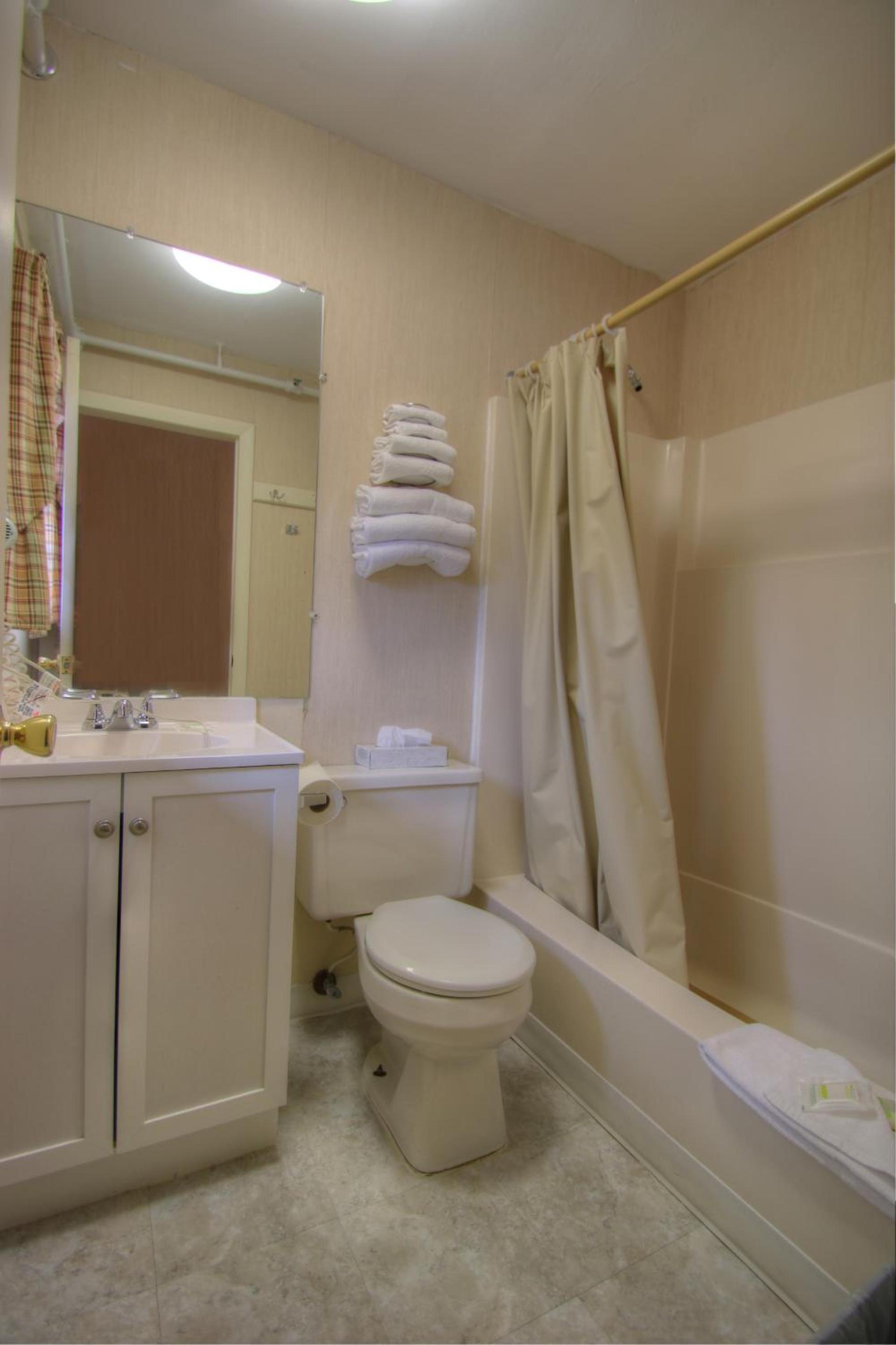 Cape Ann Motor Inn photo 16