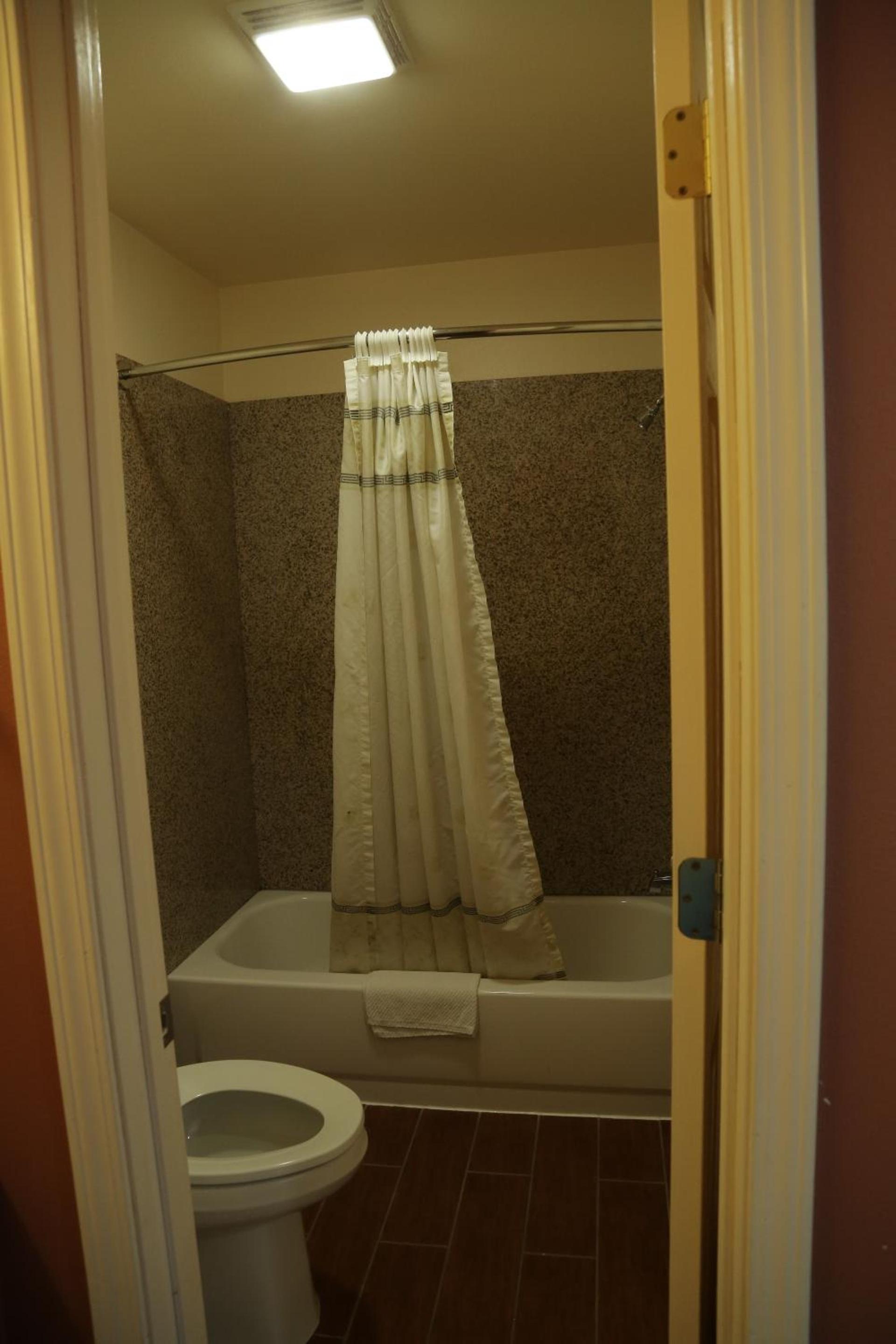 Theroff's Motel photo 17