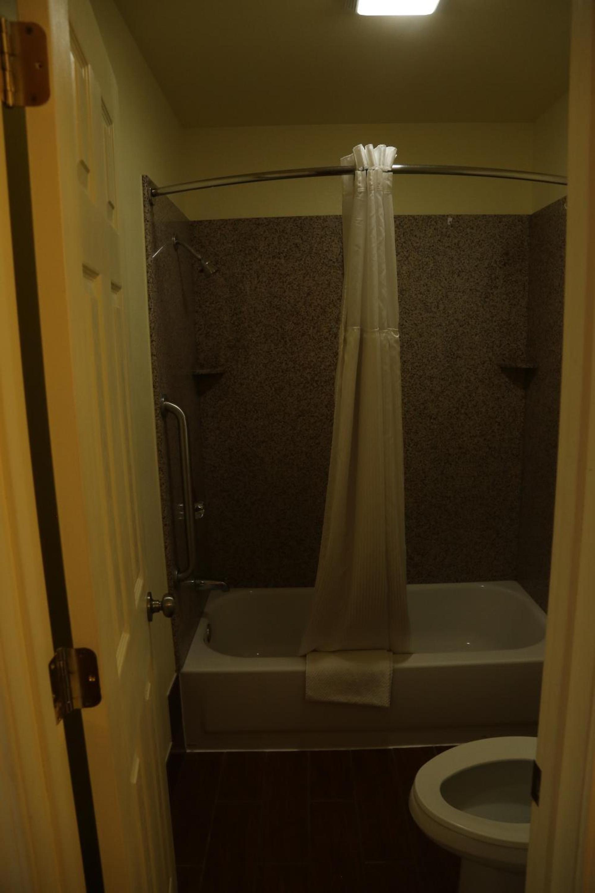 Theroff's Motel photo 18