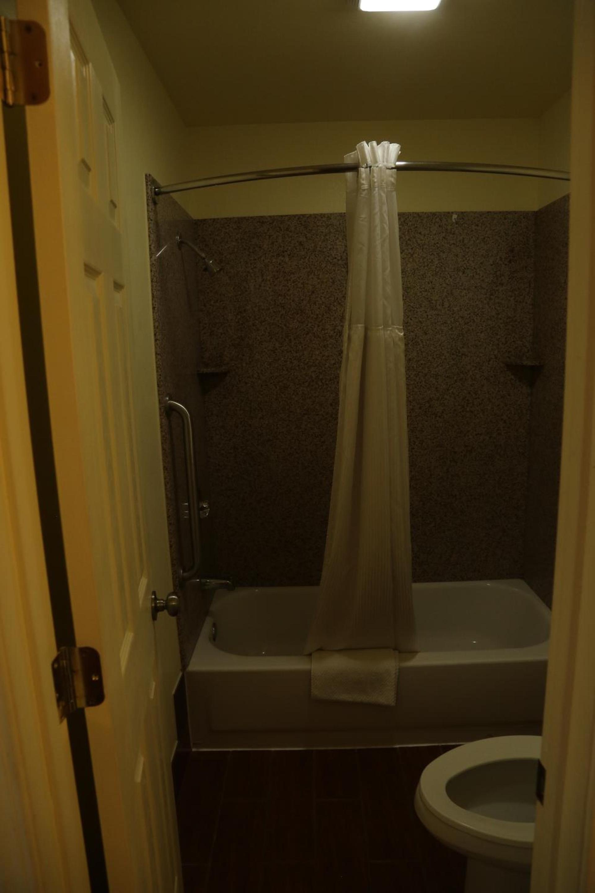 Theroff's Motel photo 25