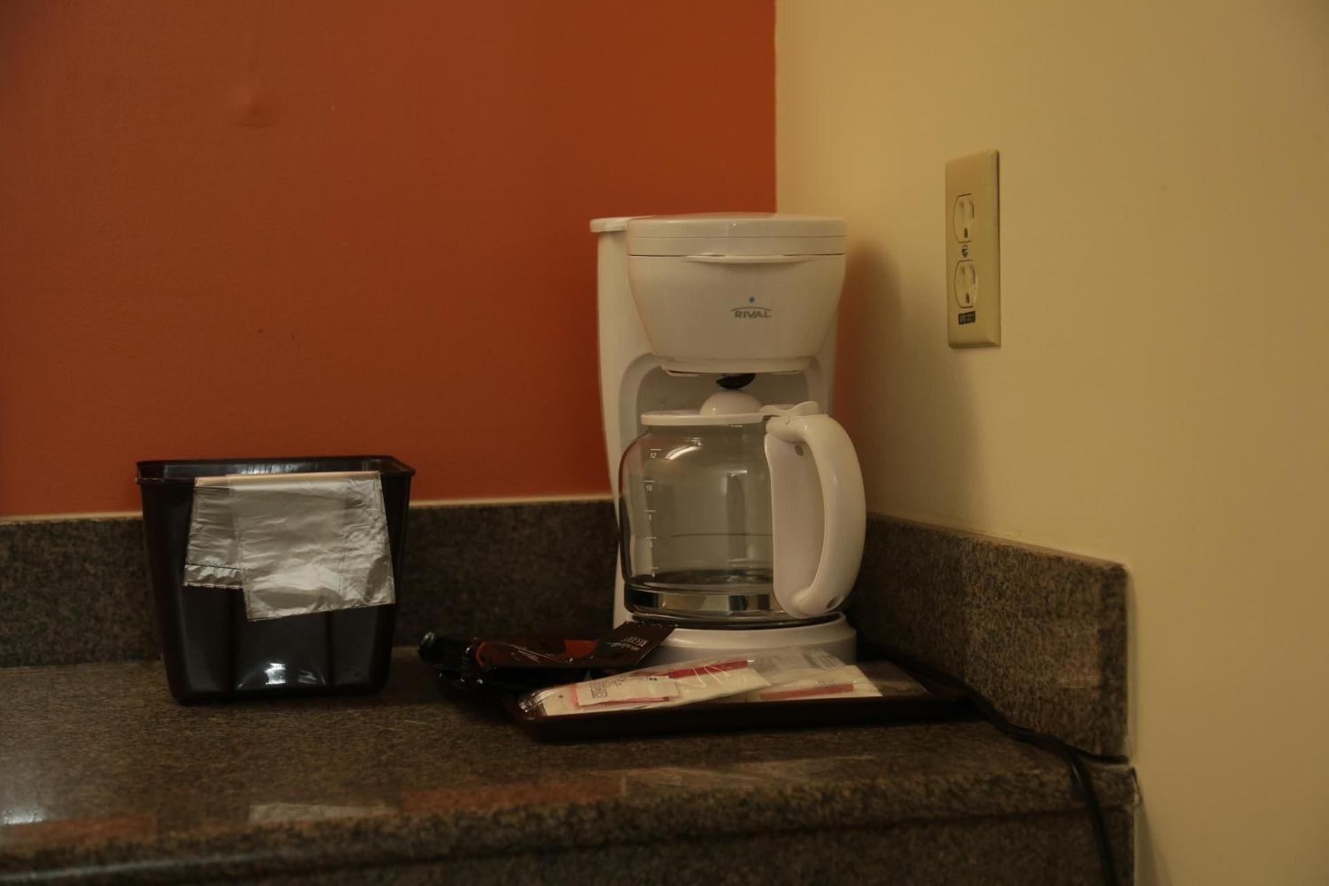 Theroff's Motel photo 21