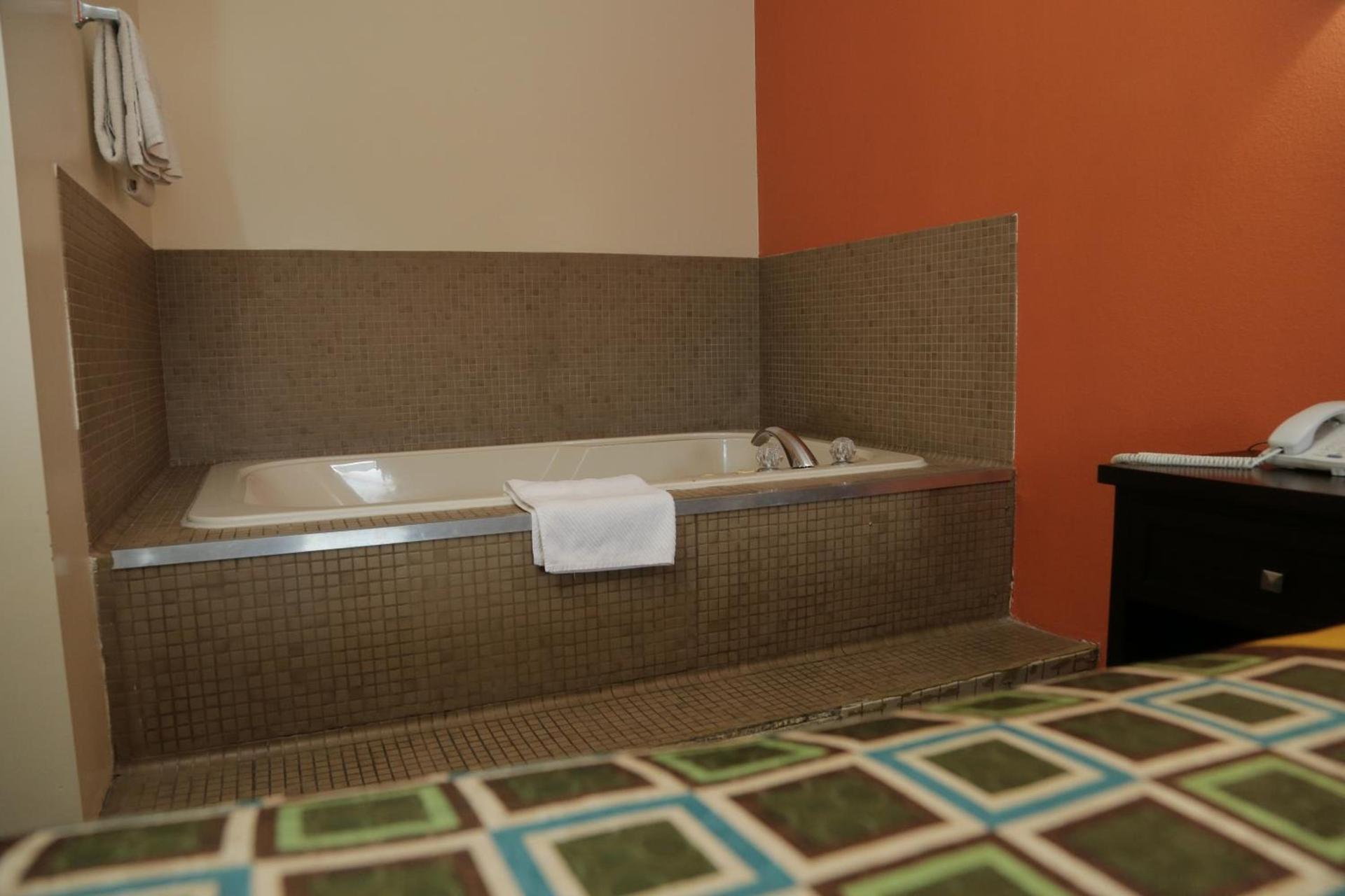 Theroff's Motel photo 27