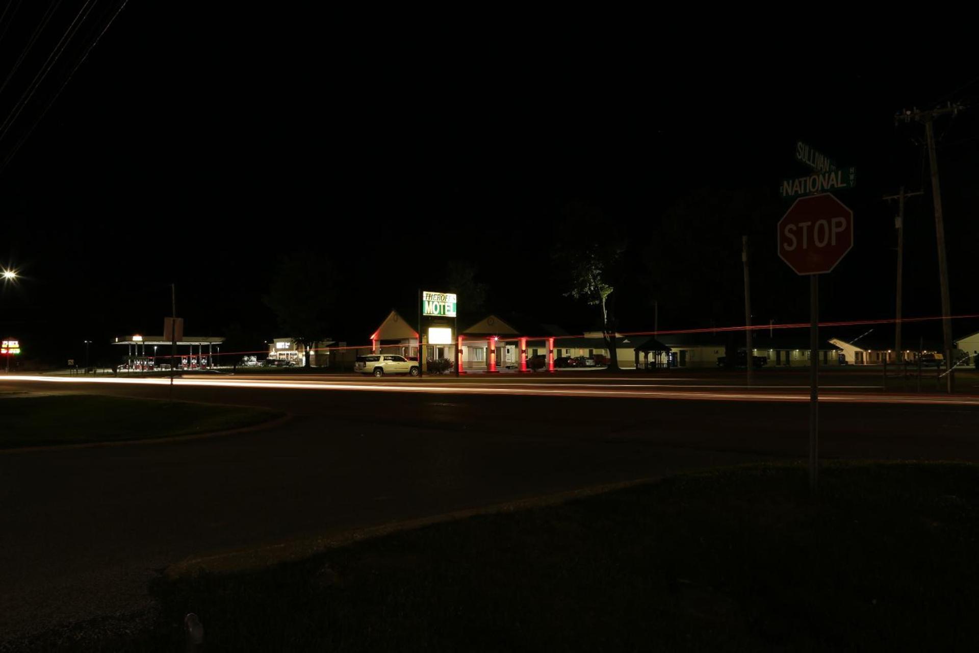 Theroff's Motel photo 14