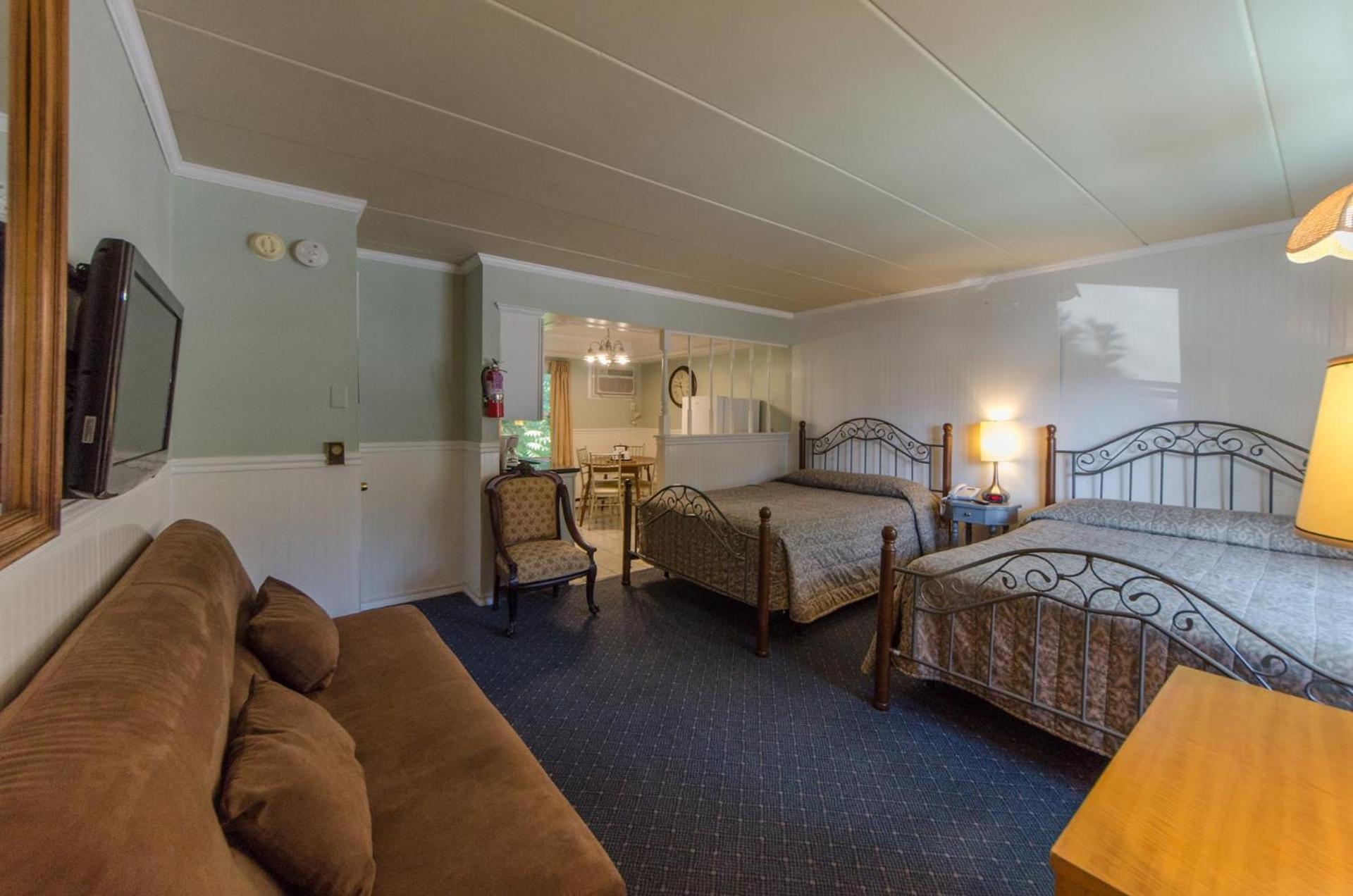 Hyland Motor Inn photo 25