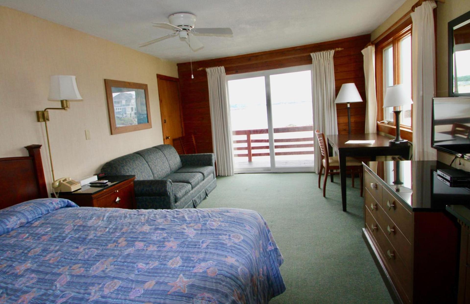 Cape Ann Motor Inn photo 14