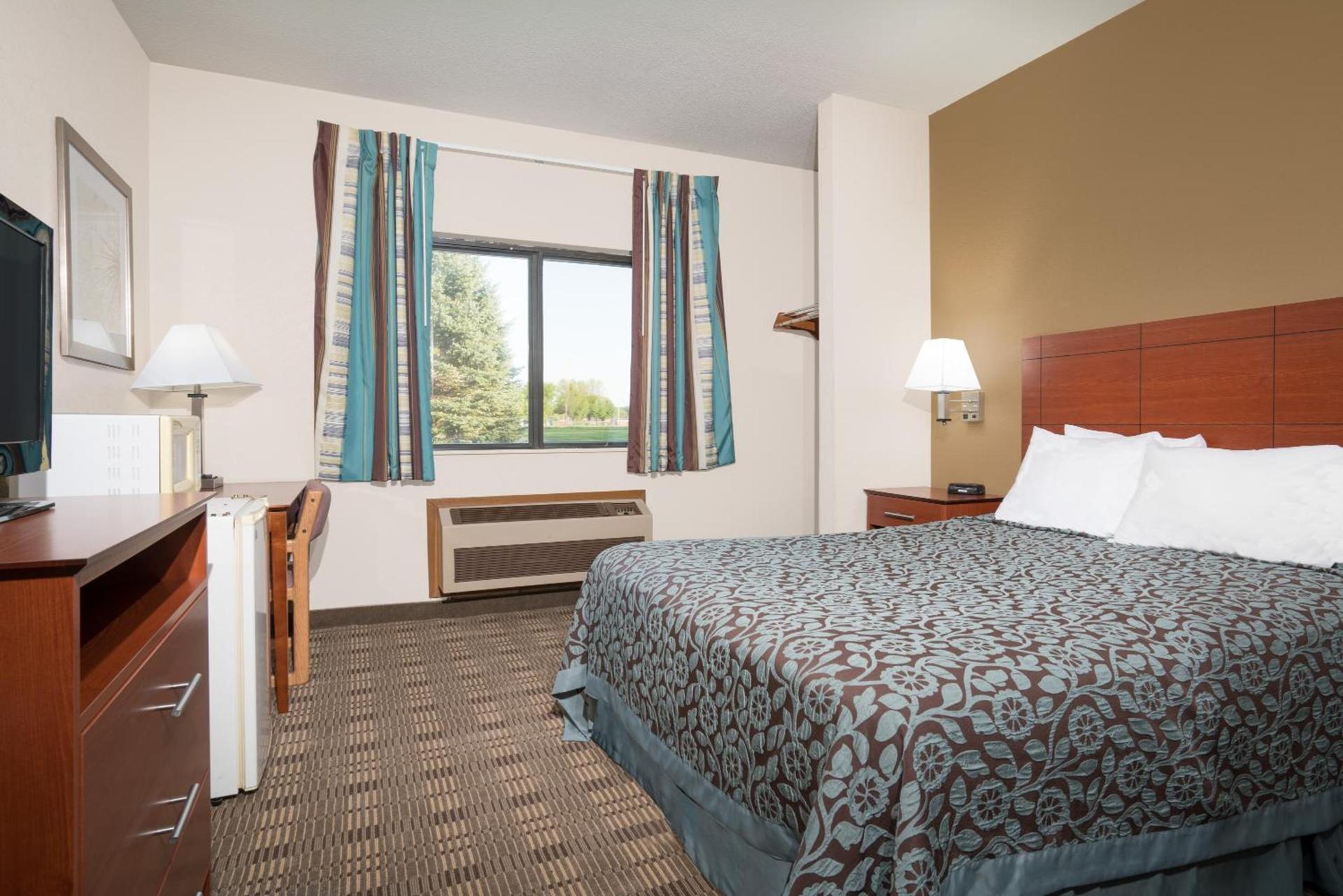 Days Inn by Wyndham Mankato photo 25
