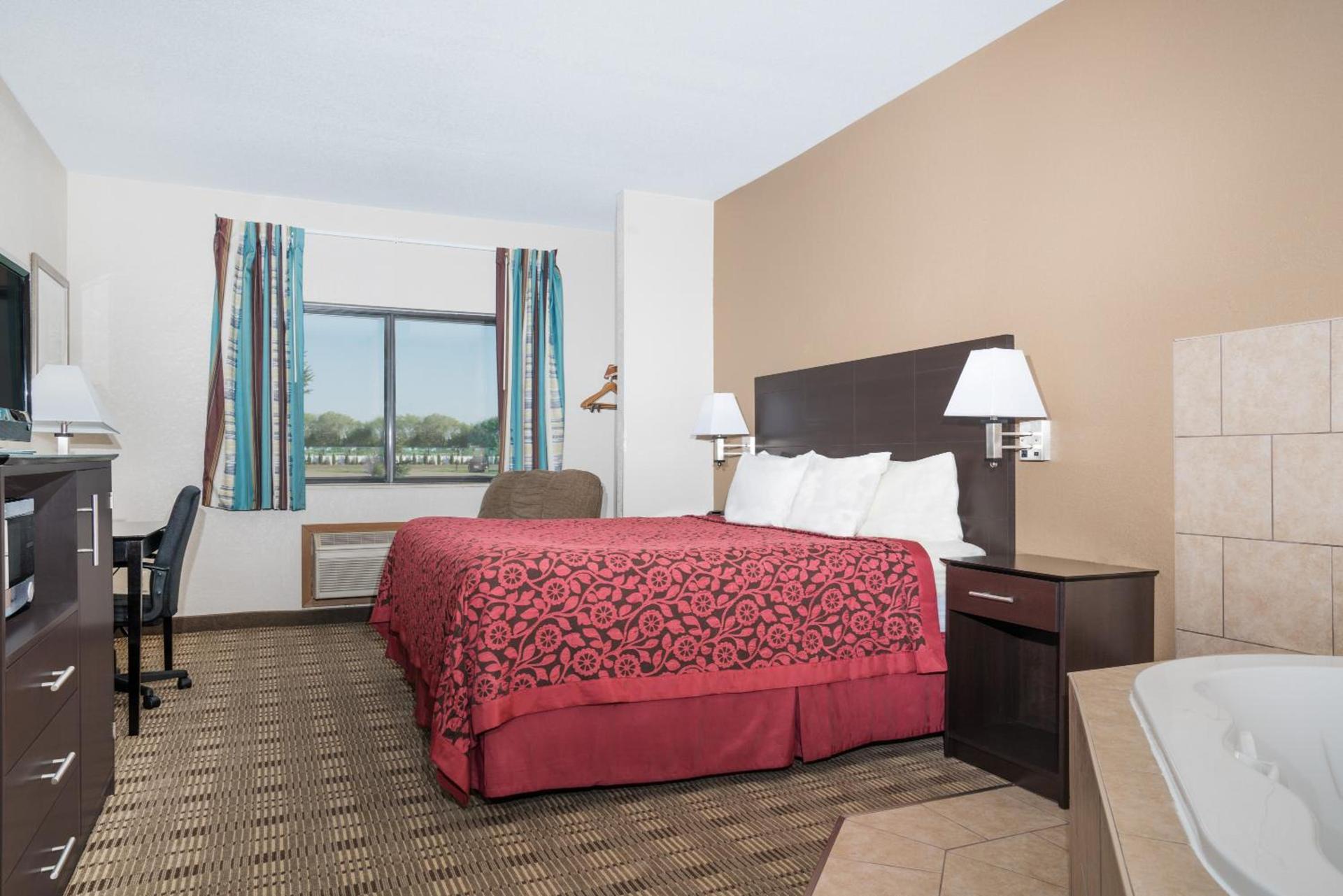 Days Inn by Wyndham Mankato photo 16