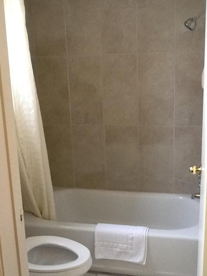 Travel Inn & Suite photo 11