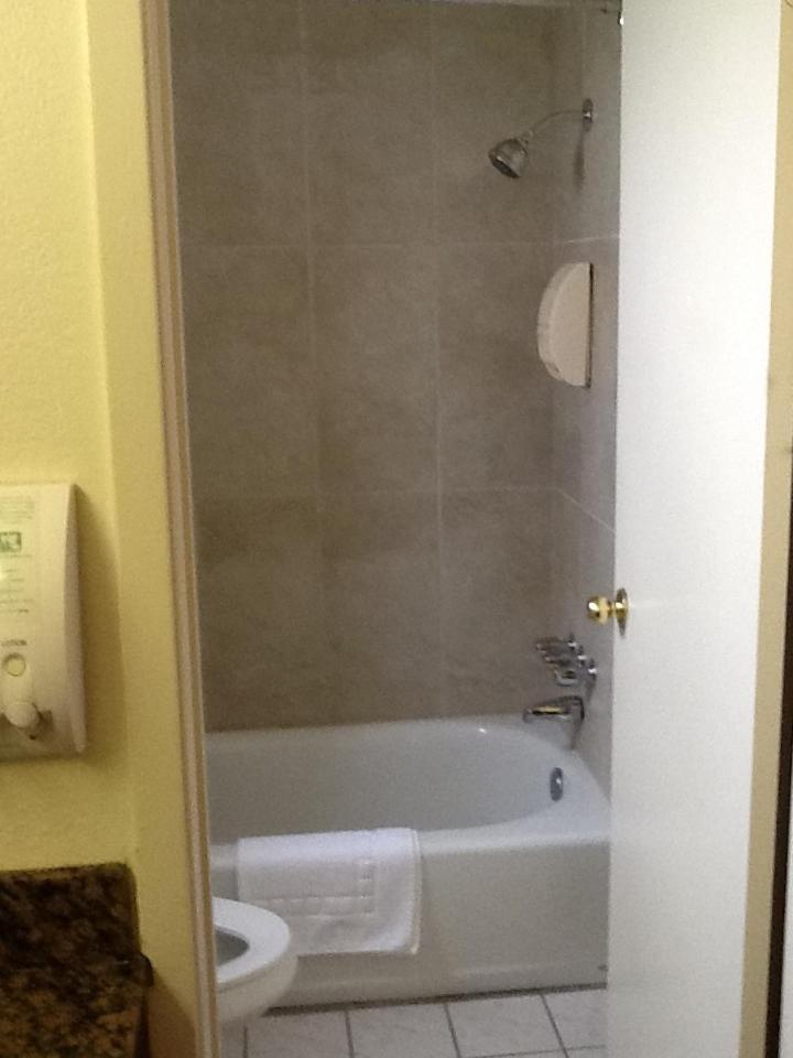 Travel Inn & Suite photo 15