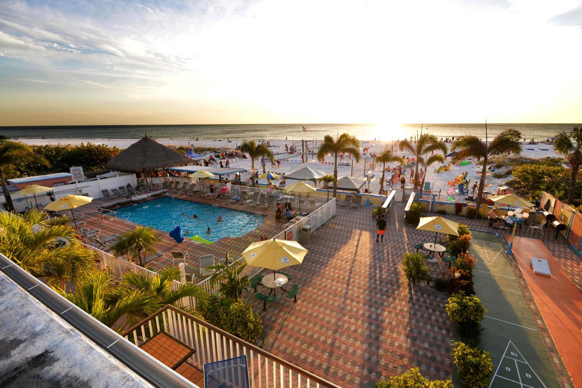Plaza Beach Hotel - Beachfront Resort photo 18