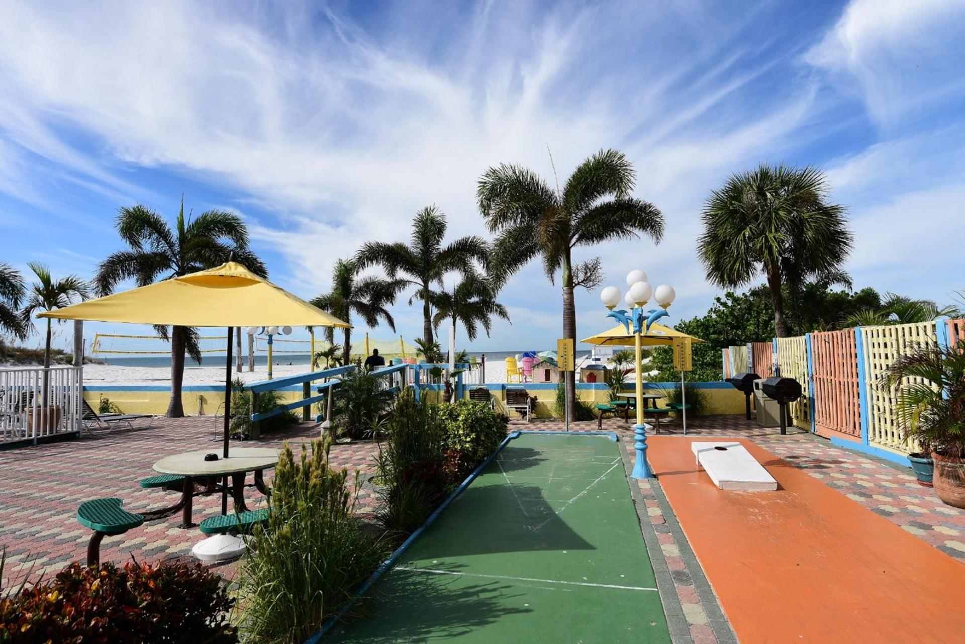 Plaza Beach Hotel - Beachfront Resort photo 22