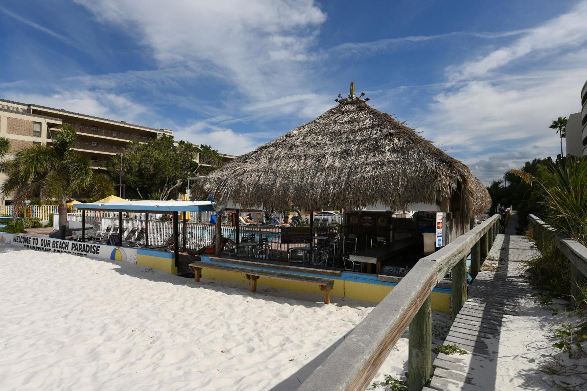 Plaza Beach Hotel - Beachfront Resort photo 25