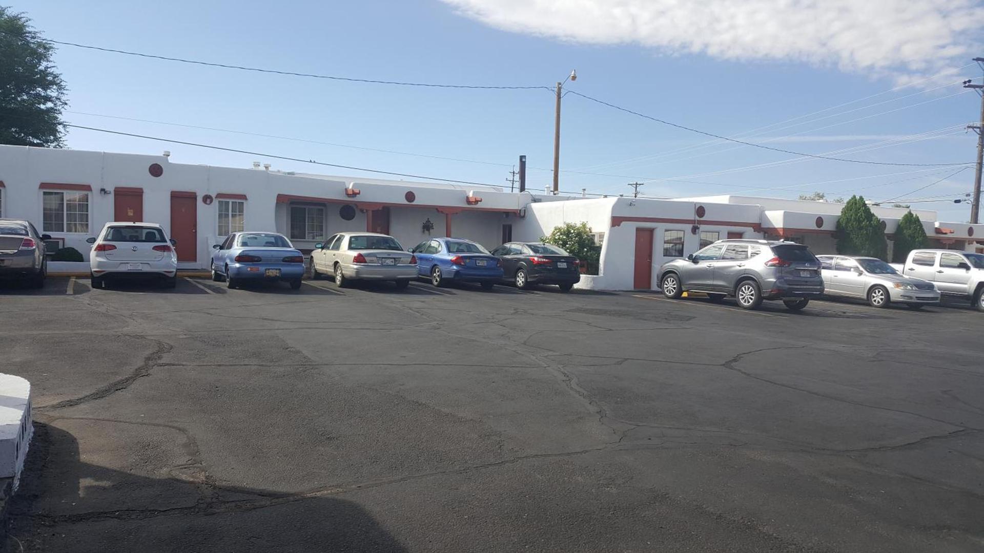 Cottonwood Court Motel photo 30