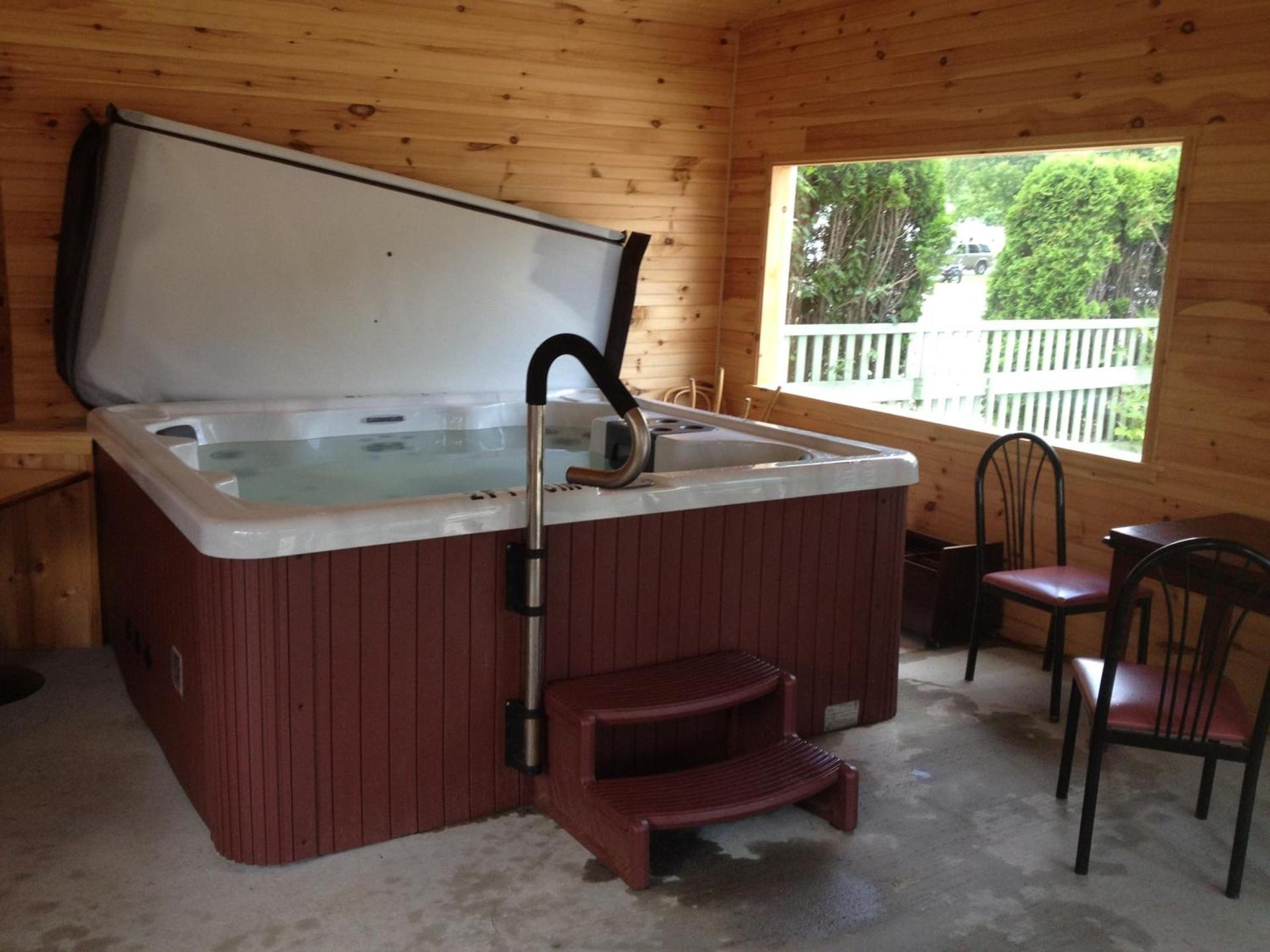 Northern Peaks Motor Inn photo 84