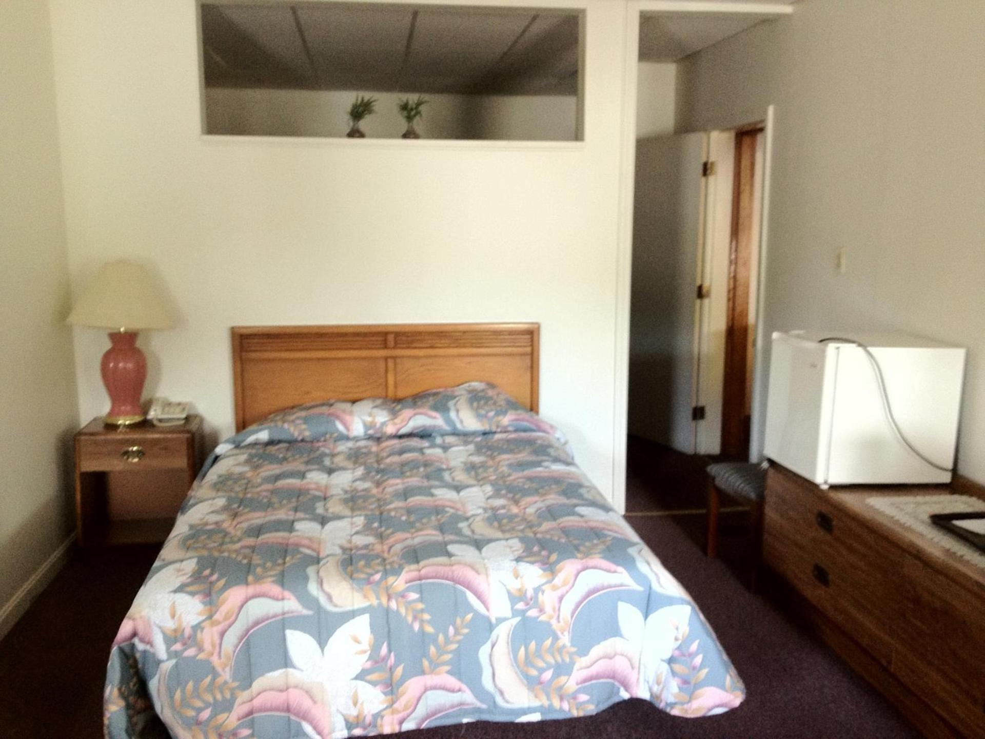 Northern Peaks Motor Inn photo 89