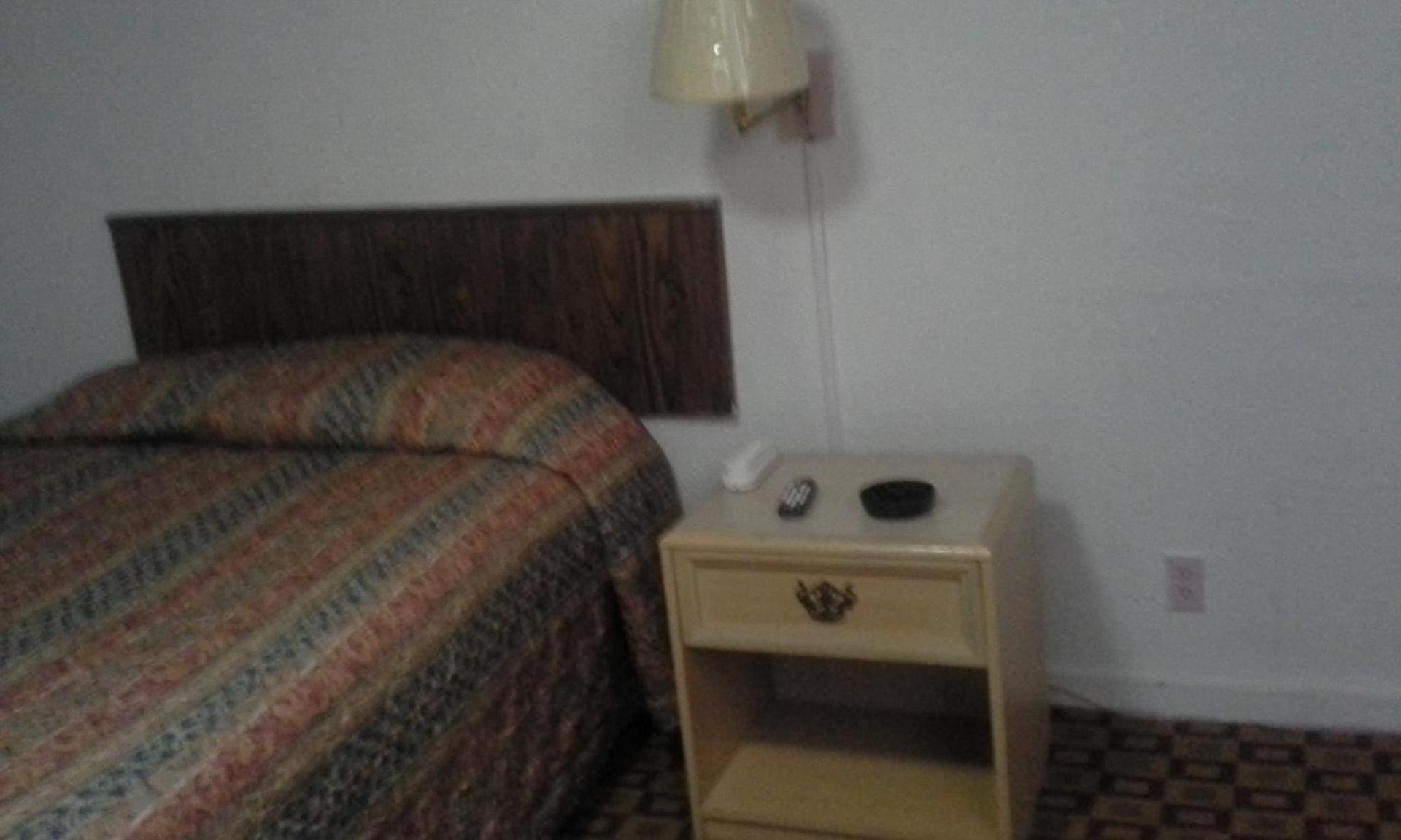 Relax Inn Ranger photo 16