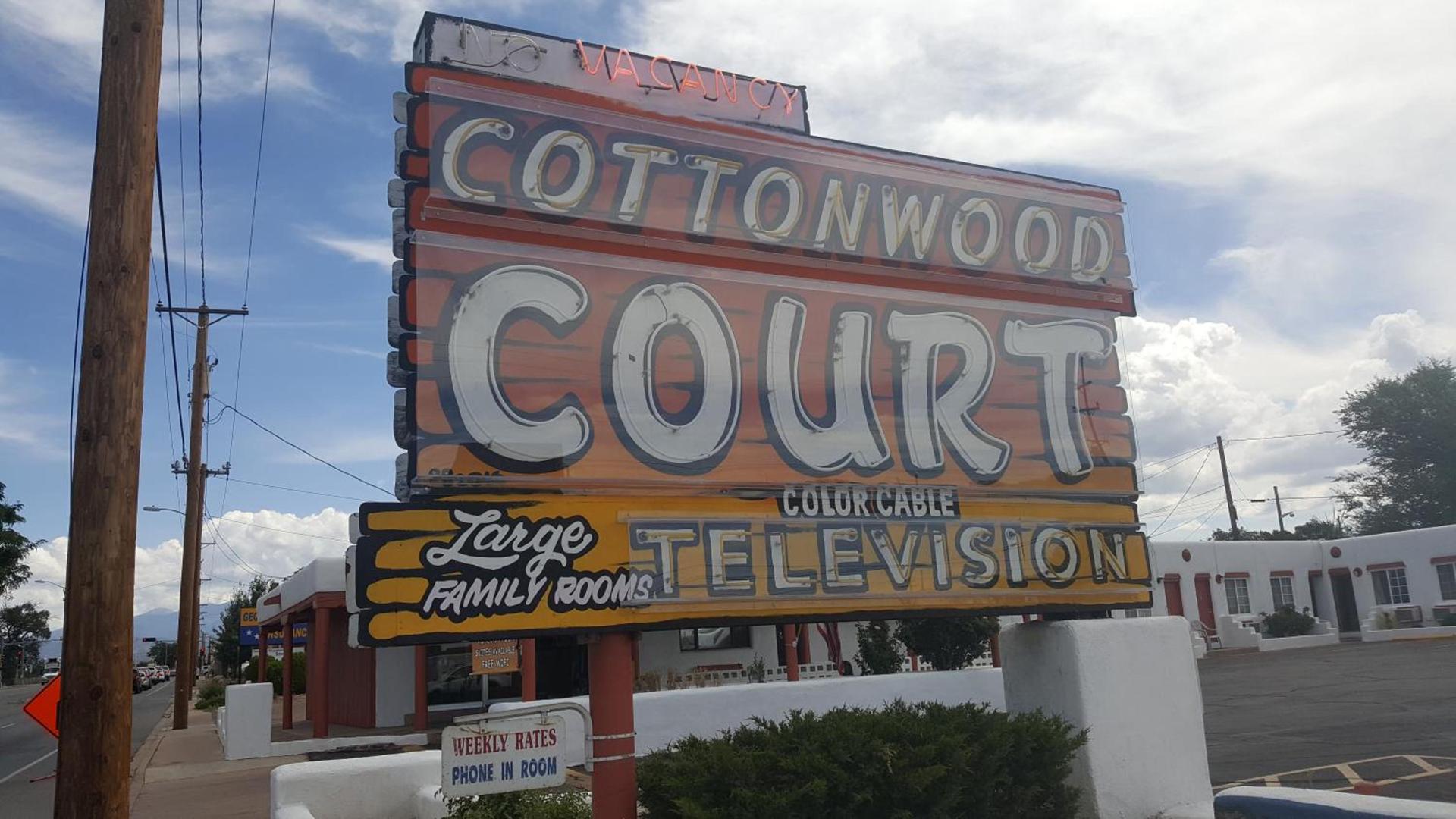 Cottonwood Court Motel photo 28