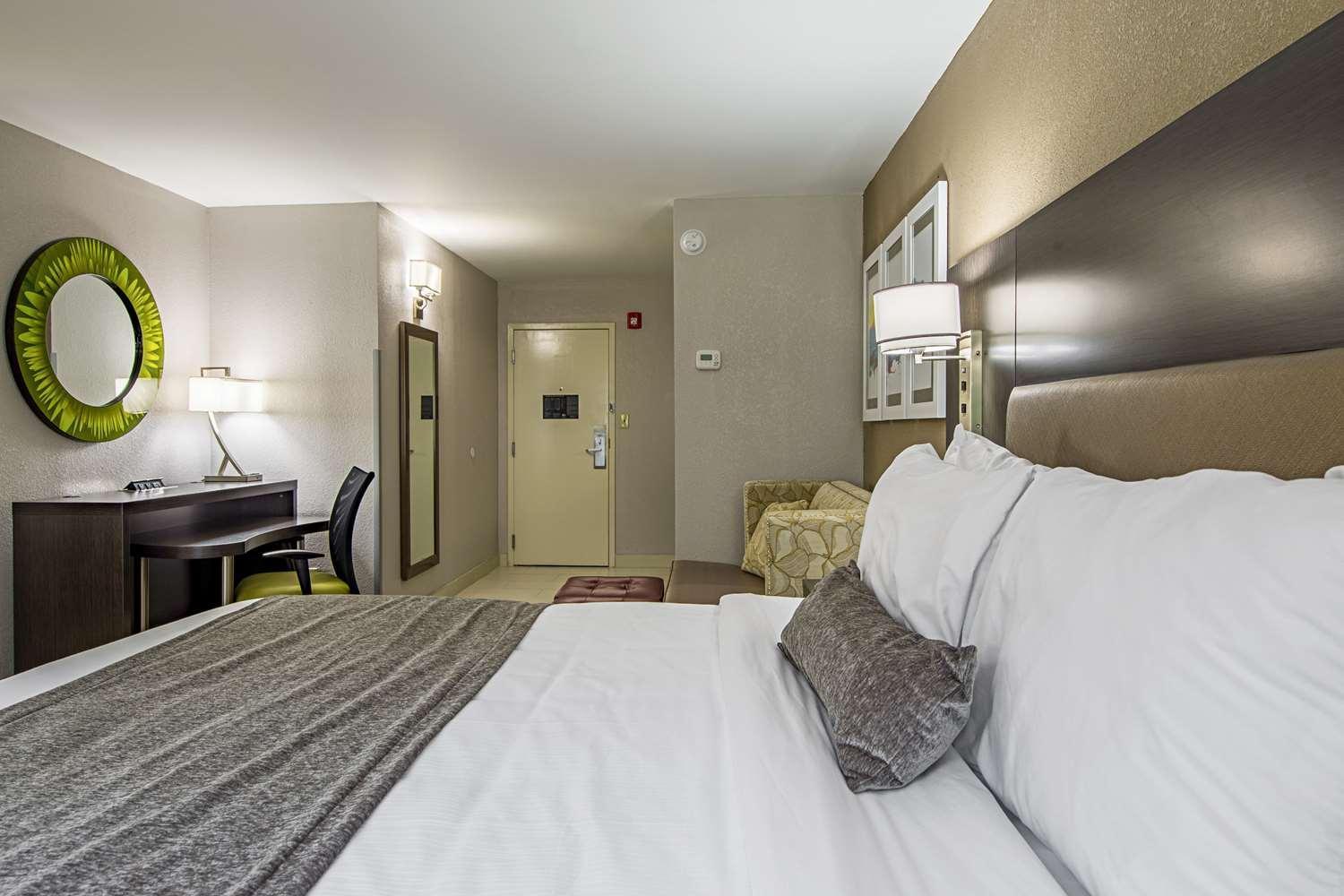 Best Western Plus Clemson Hotel & Conference Center photo 32