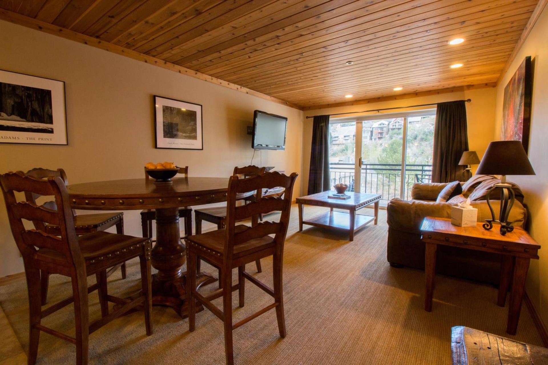 Treasure Mountain Inn photo 18