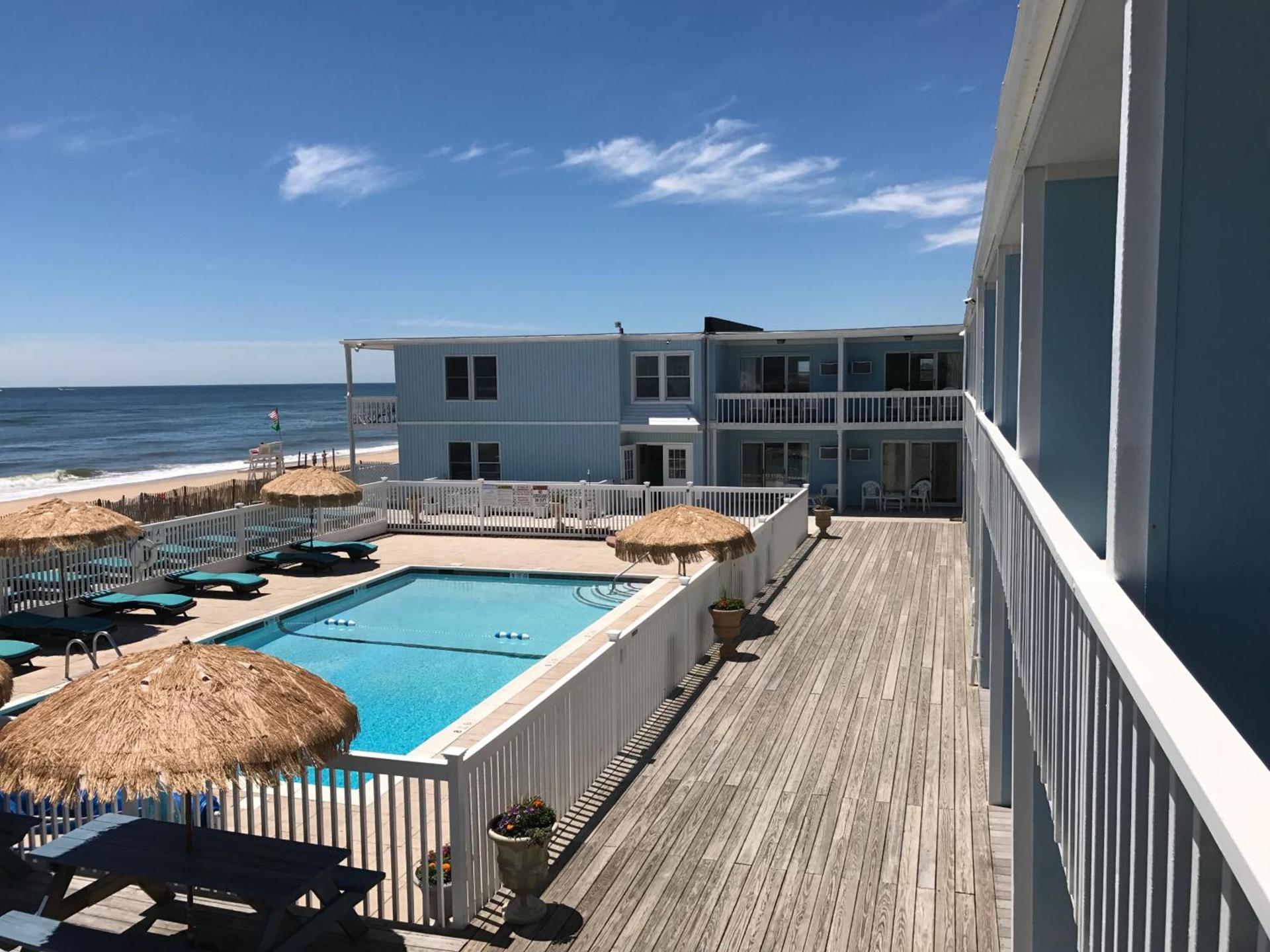 Ocean Surf Resort photo 72