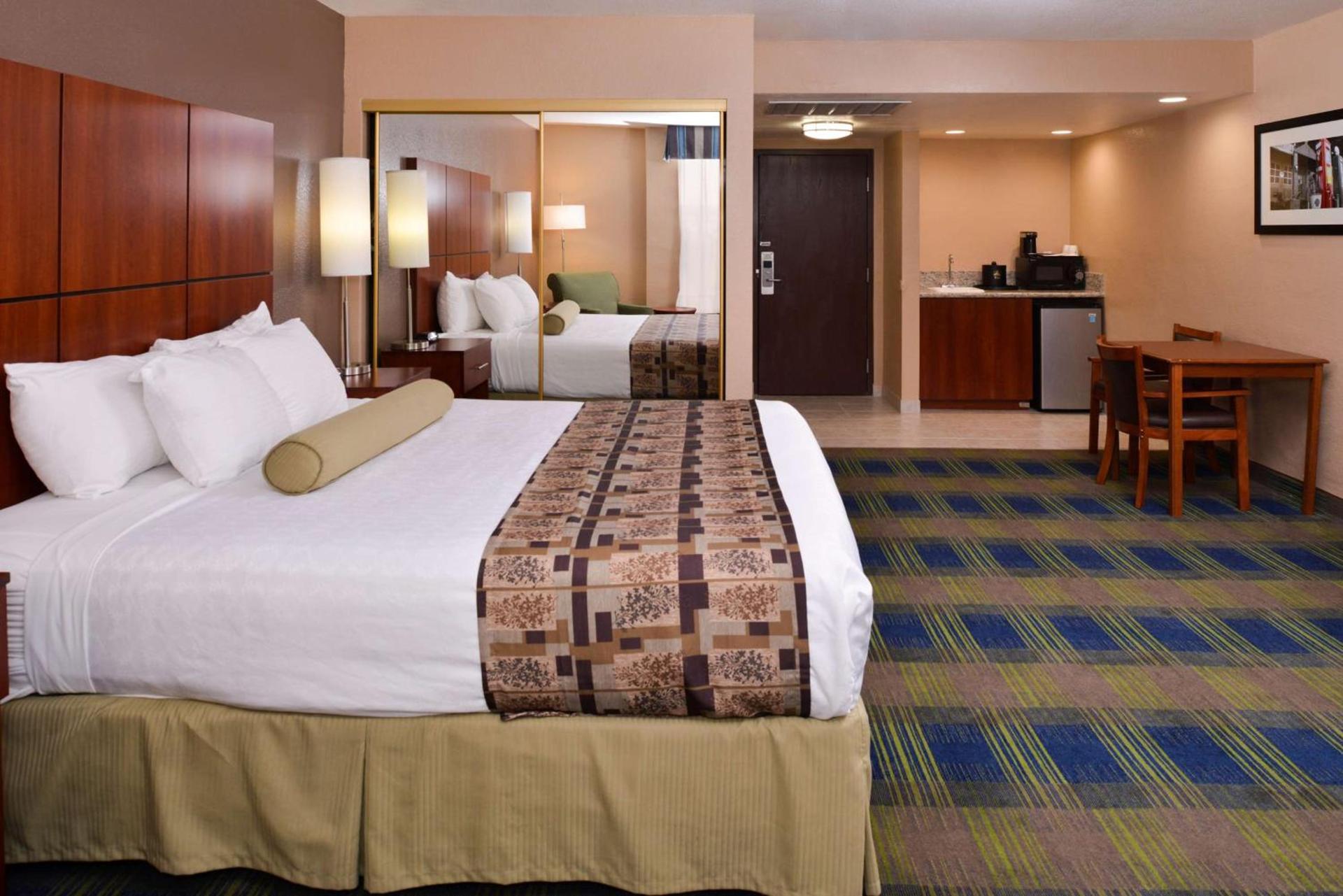 Best Western Plus Heritage Inn Ontario Rancho Cucamonga photo 13