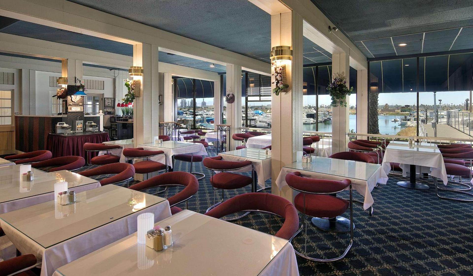 Golden Sails Hotel photo 12