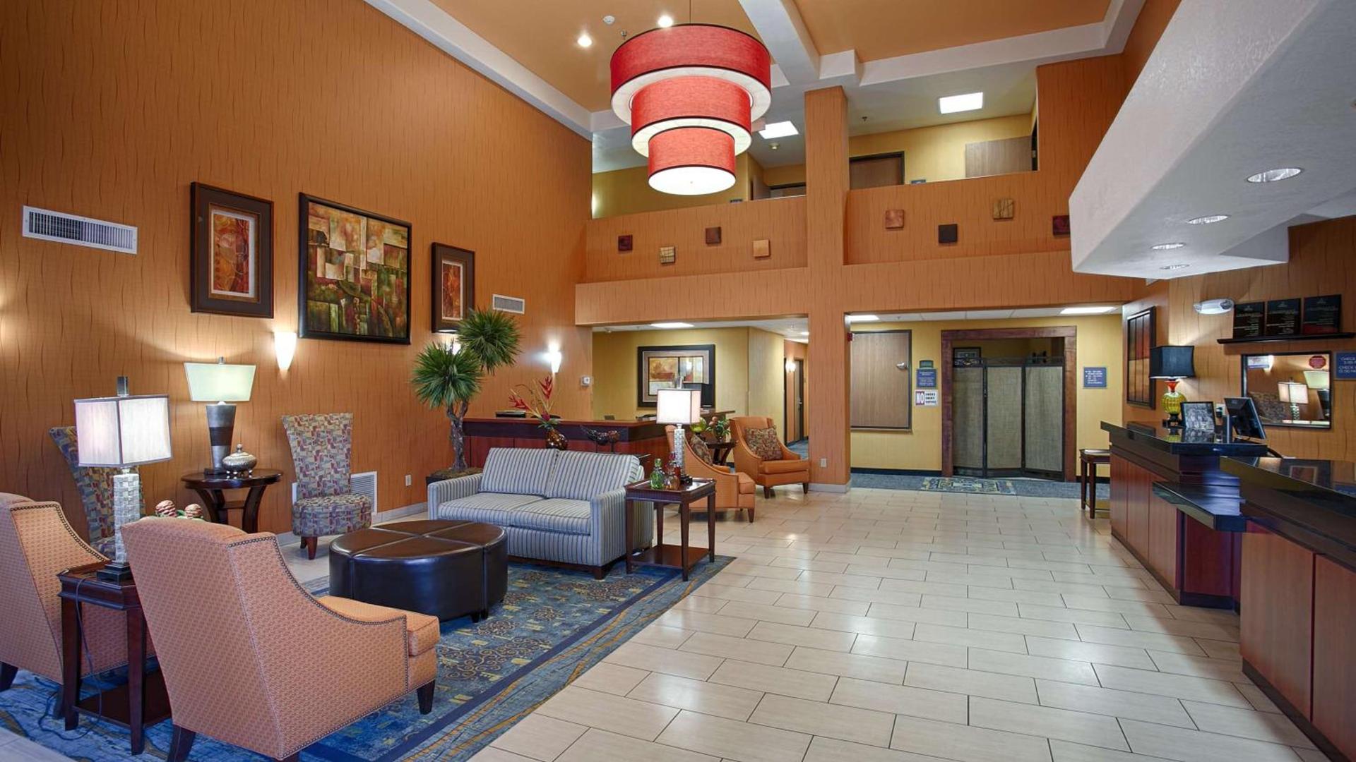 Best Western PLUS Fresno Inn photo 1
