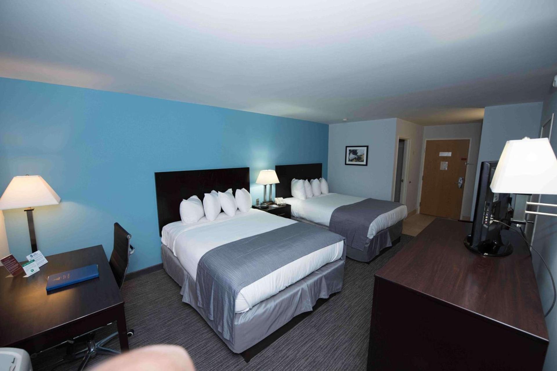 Spark by Hilton West Coxsackie photo 24