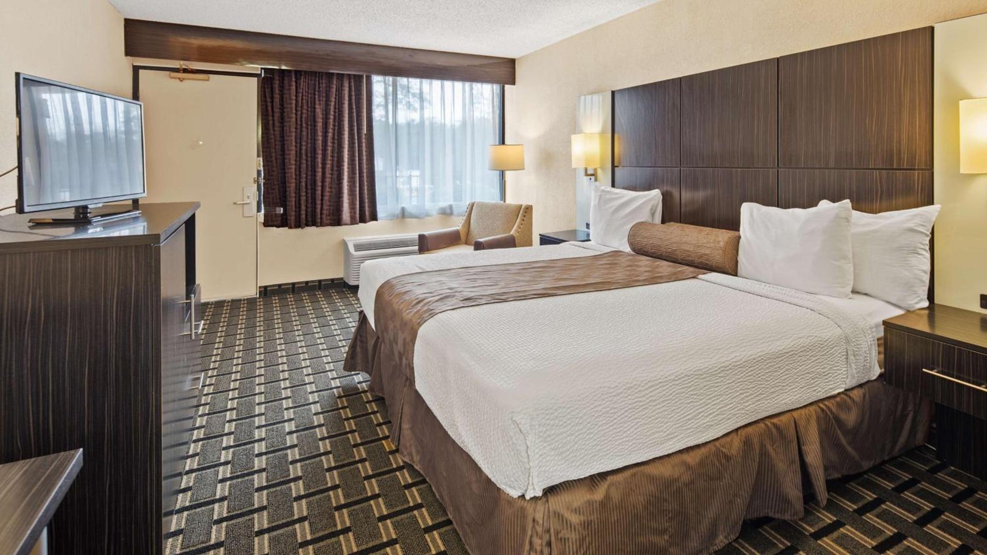 Best Western Executive Inn photo 14