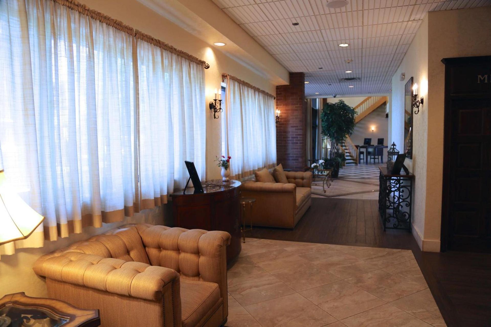 Best Western Plus Fairfield Executive Inn photo 2