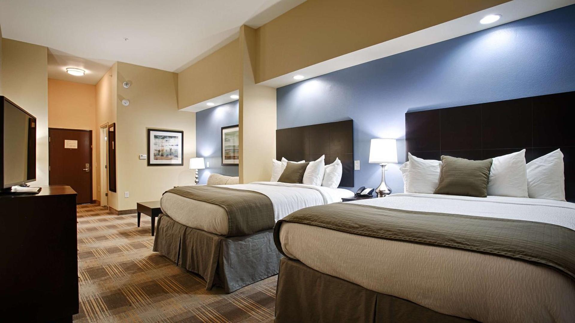 Best Western Plus Fort Worth Forest Hill Inn & Suites photo 12