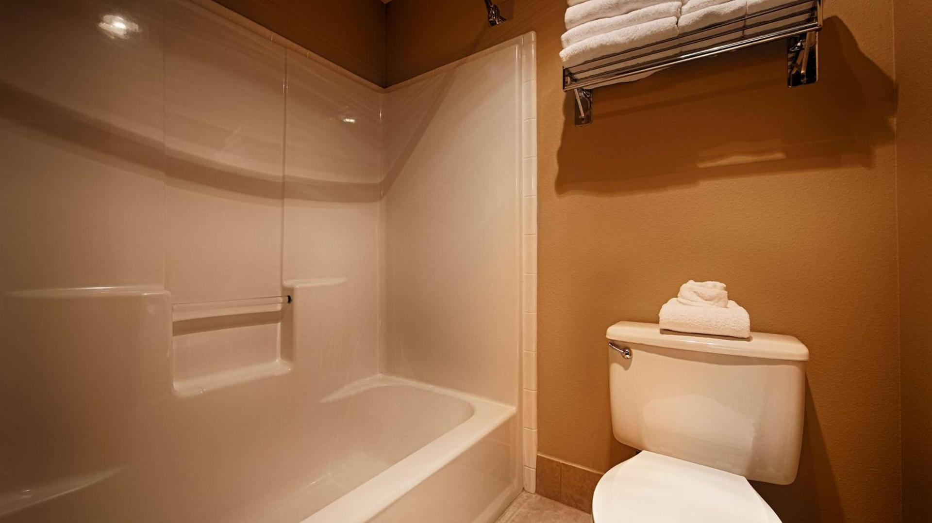 Best Western Plus Prairie Inn photo 15