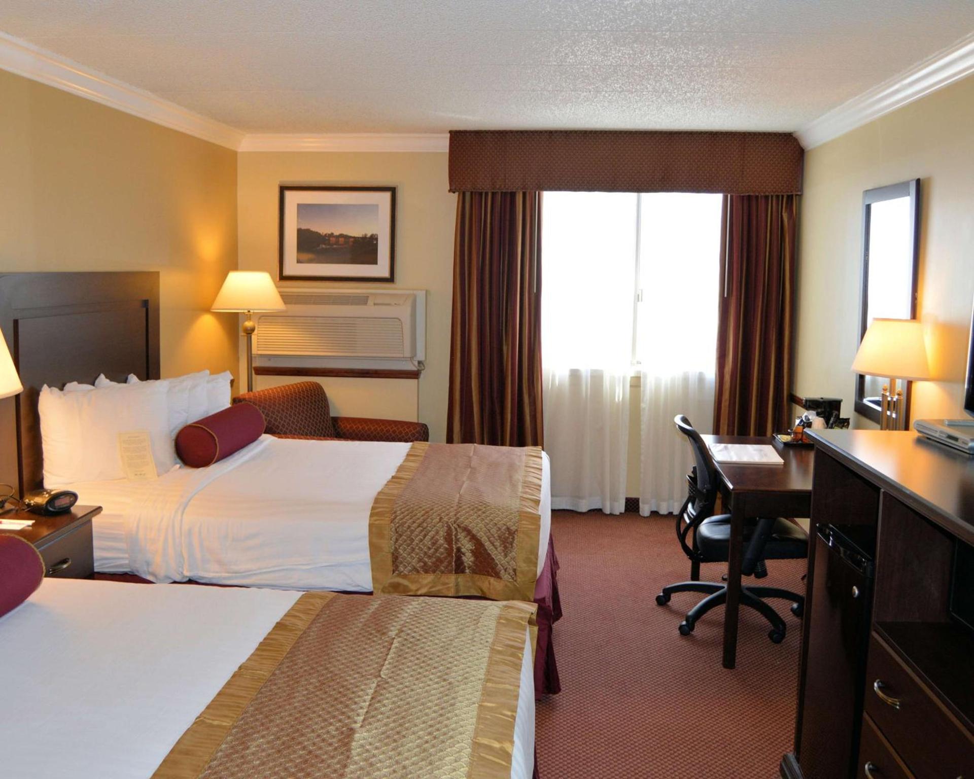 Best Western Plus Genetti Wilkes Barre photo 18