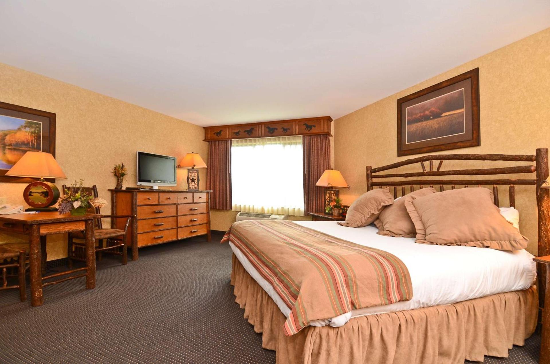 Best Western Plus Kelly Inn and Suites photo 28